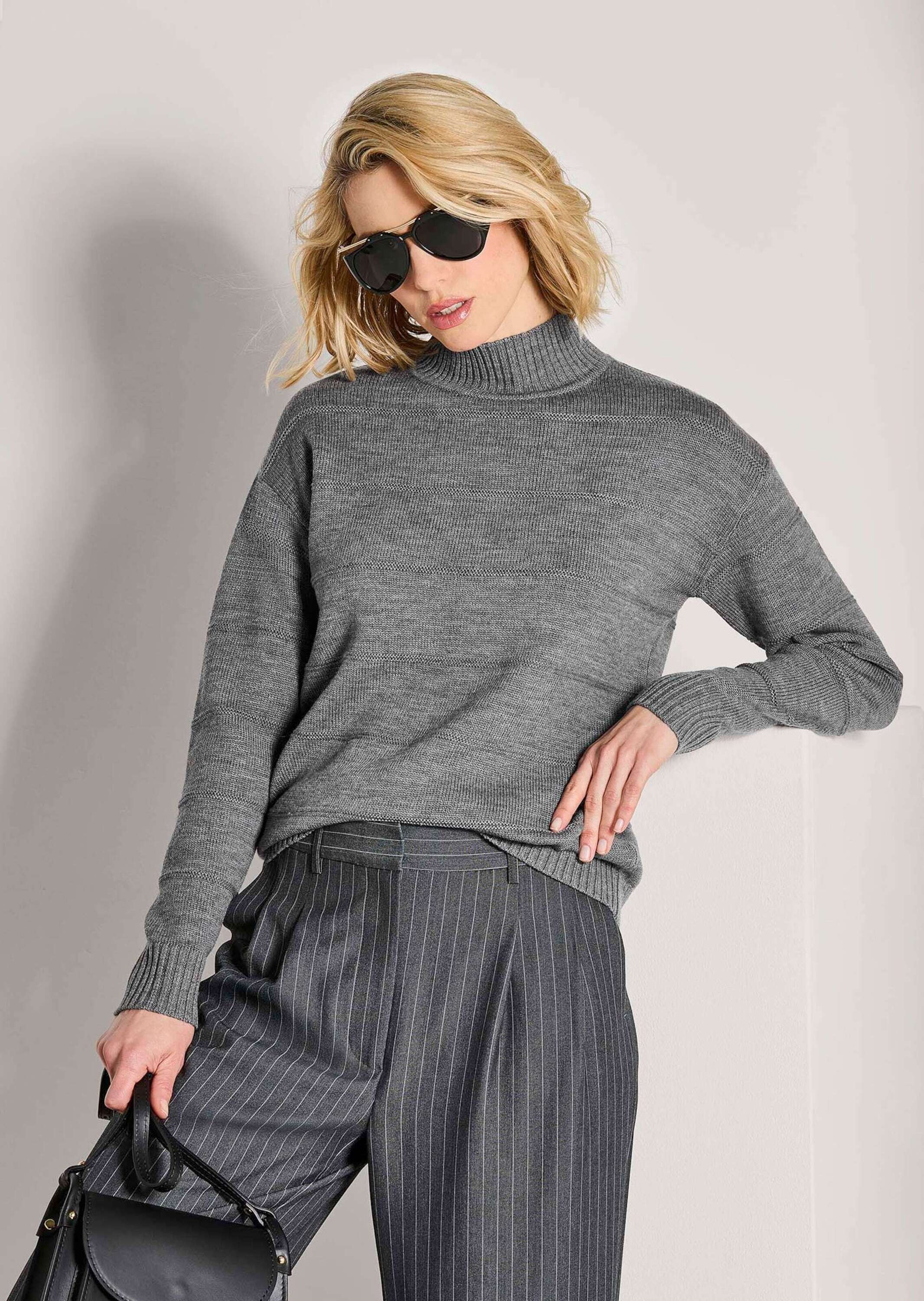 MADELEINE Stehkragenpullover »Strickpullover Eleganter Wollpullover mit Querstruktur«