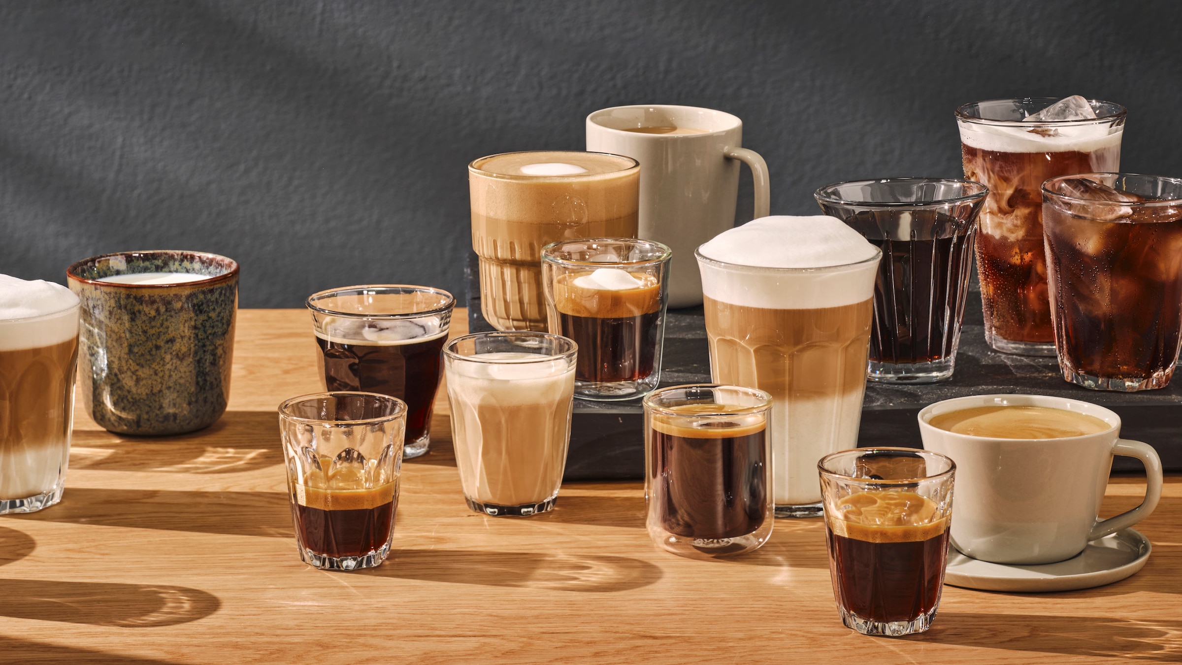 SIEMENS Kaffeevollautomat »EQ700 classic TP715D47, Cold Brew, intuitives 5" TFT-Display«, App, iaromaSelect, 10 Favoriten, autom. Dampfreinigung,silber metallic