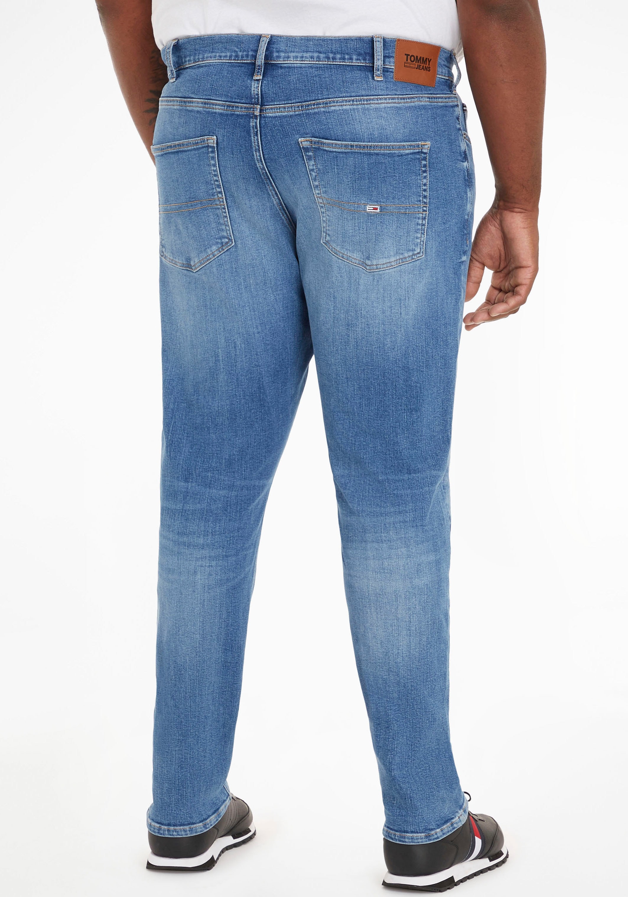 Shop Tommy »SCANTON Jeans Slim-fit-Jeans Tommy PLUS im Online Jeans OTTO Nieten mit CE«, Plus