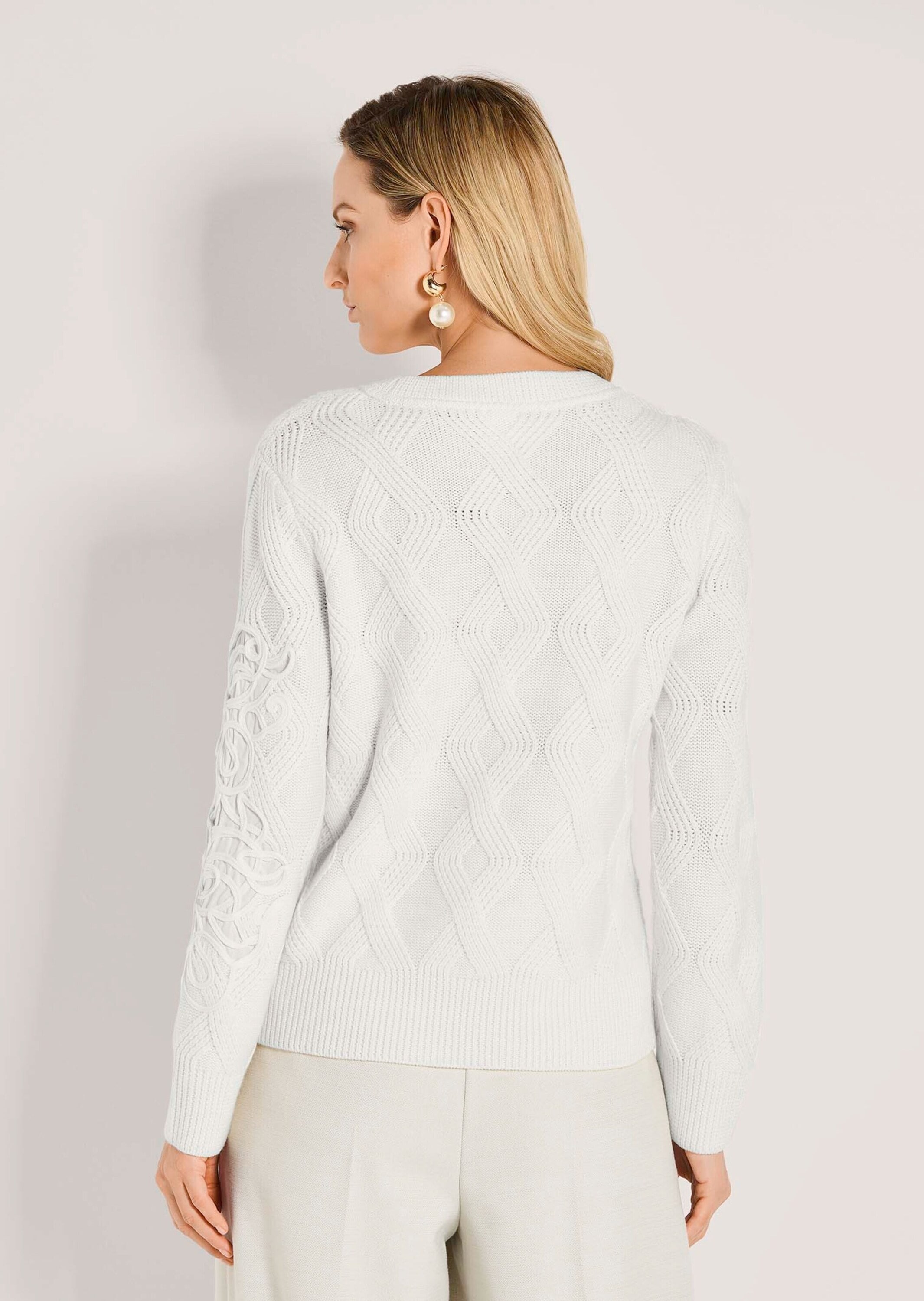MADELEINE Longpullover »Strickpullover Rundhals-Wollpullover mit Kordelstickerei«