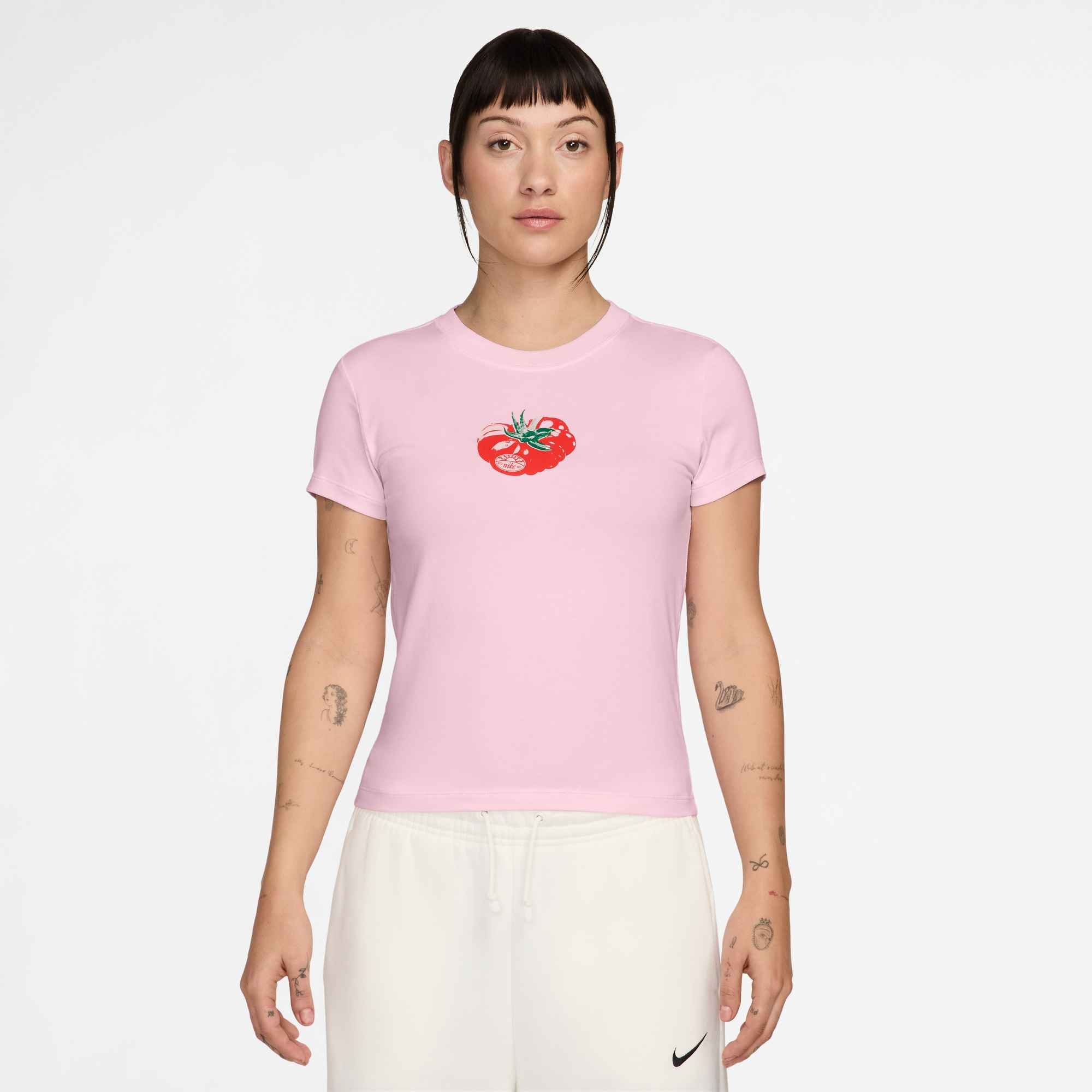 Nike Sportswear T-Shirt »W NSW CHLLKNT MODCRP TMATO TEE« Print T-Shirt, aus Viskose, Baumwolle und Elasthan,