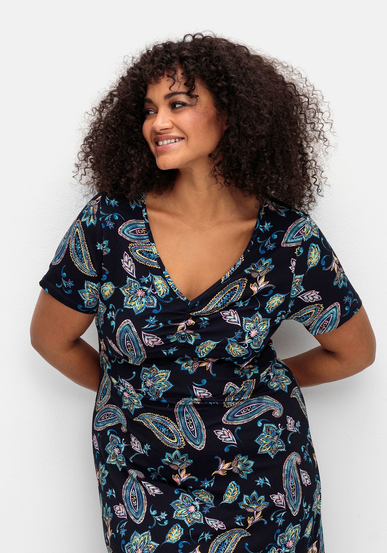 Sheego Jerseykleid »Jerseykleid in Midilänge, mit Blumendruck«