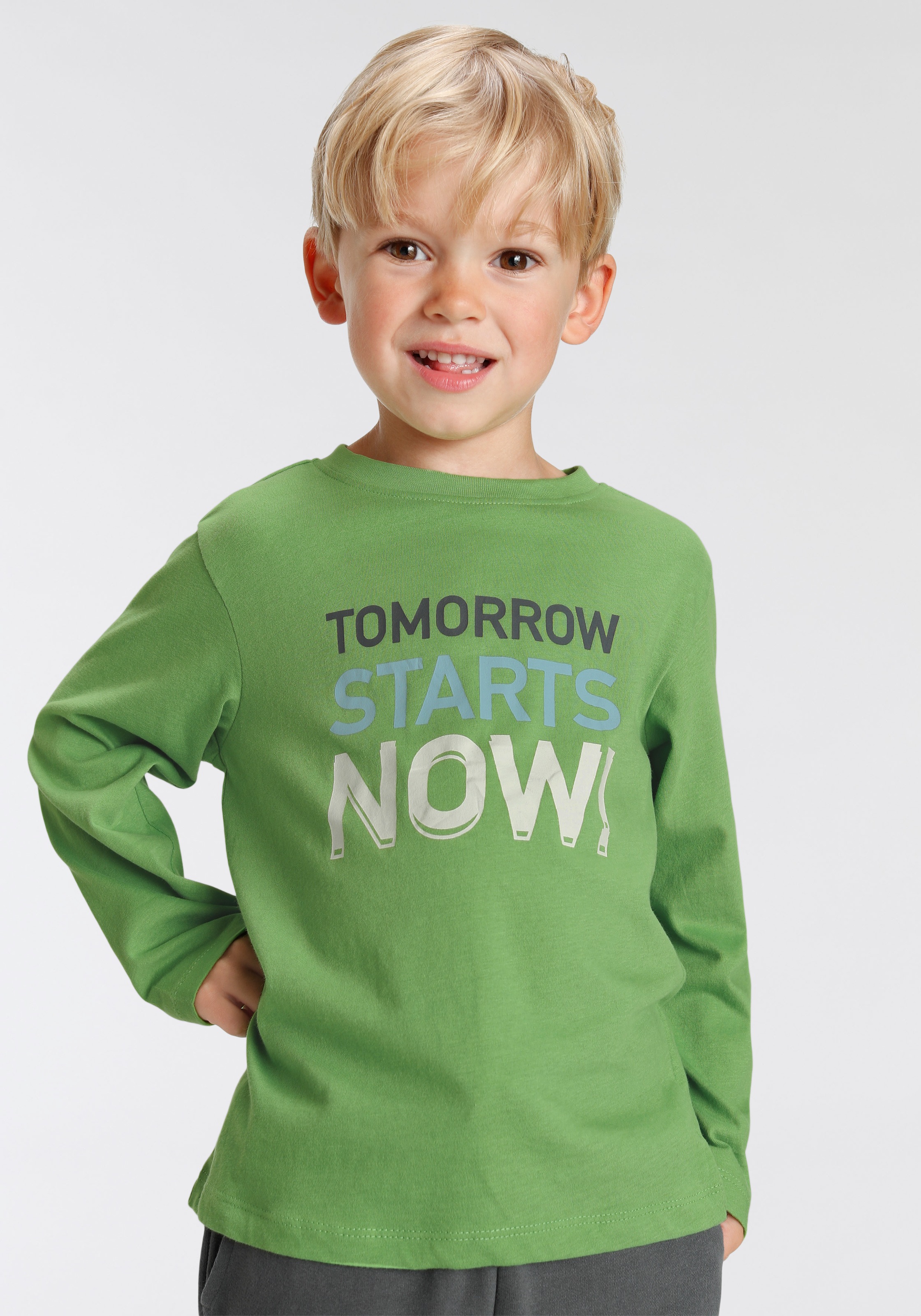 KIDSWORLD Shirt & Hose »TOMORROW STARTS NOW«, (Set, 2 tlg., LA-Shirt & Jogginghose), Spruch
