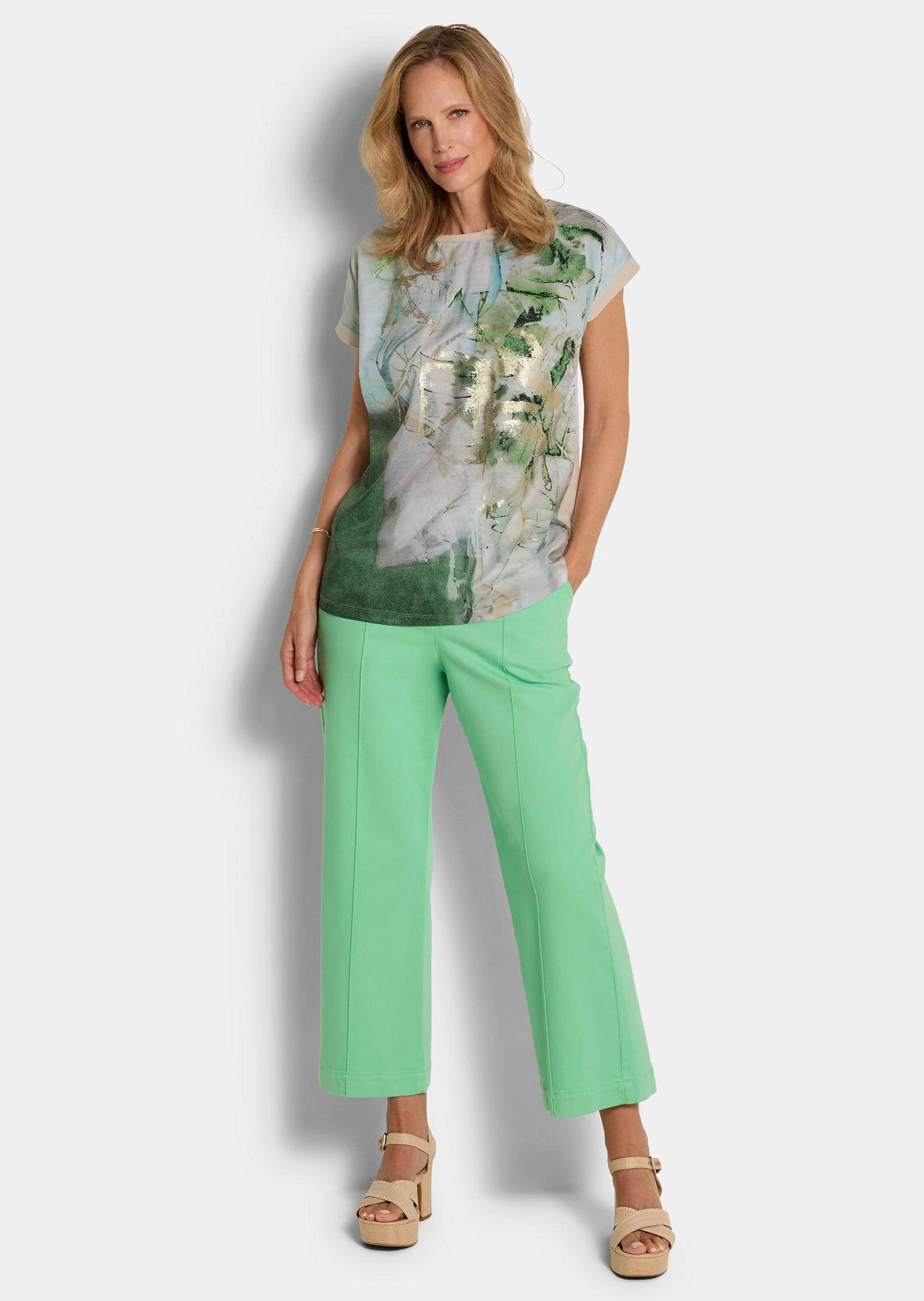 GOLDNER Print-Shirt »Druckshirt mit Folienprint« Rückteil aus elastischem Jersey