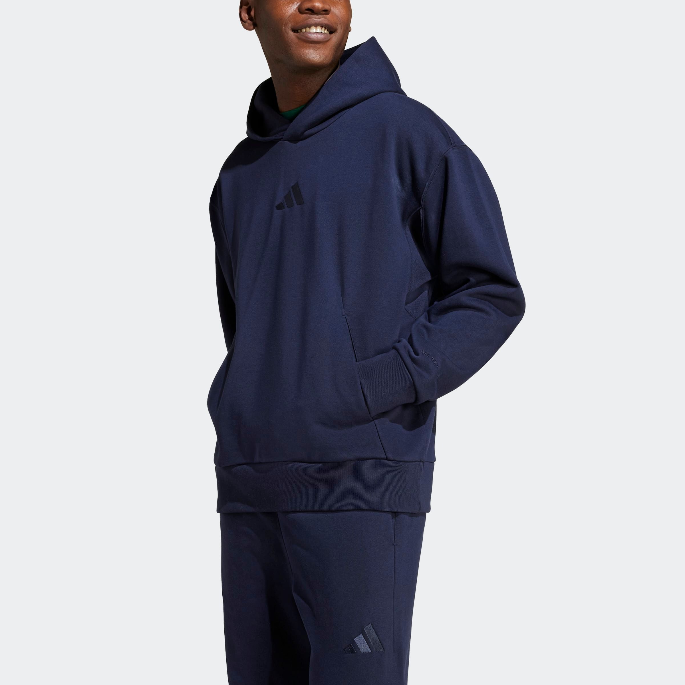 adidas Sportswear Kapuzensweatshirt »M A SZN FL HD«, (1 tlg.), weiches Fleecematerial