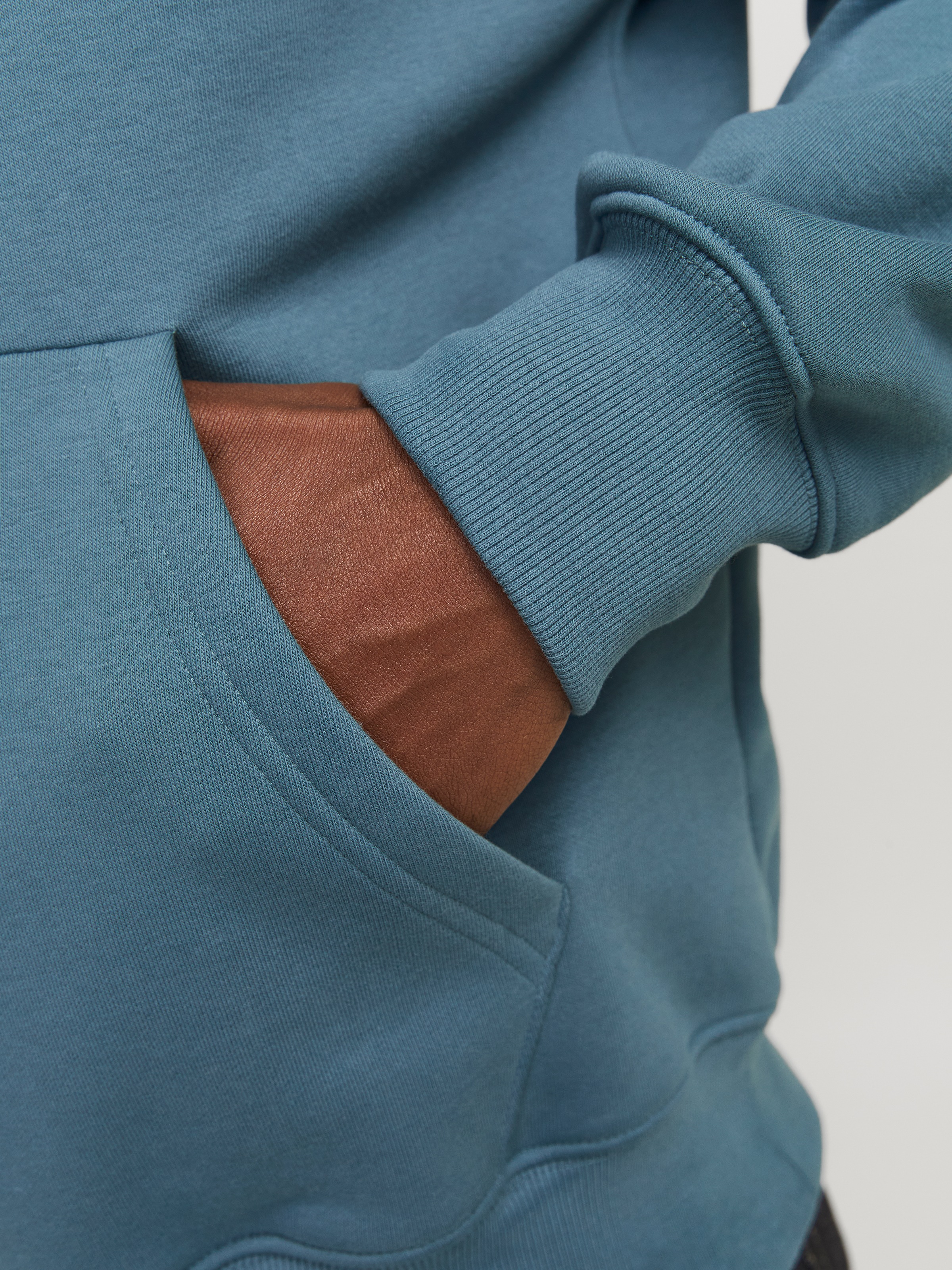 Jack & Jones Kapuzensweatshirt »JJEURBAN EDGE SWEAT HOOD NOOS«, mit Kängurutasche