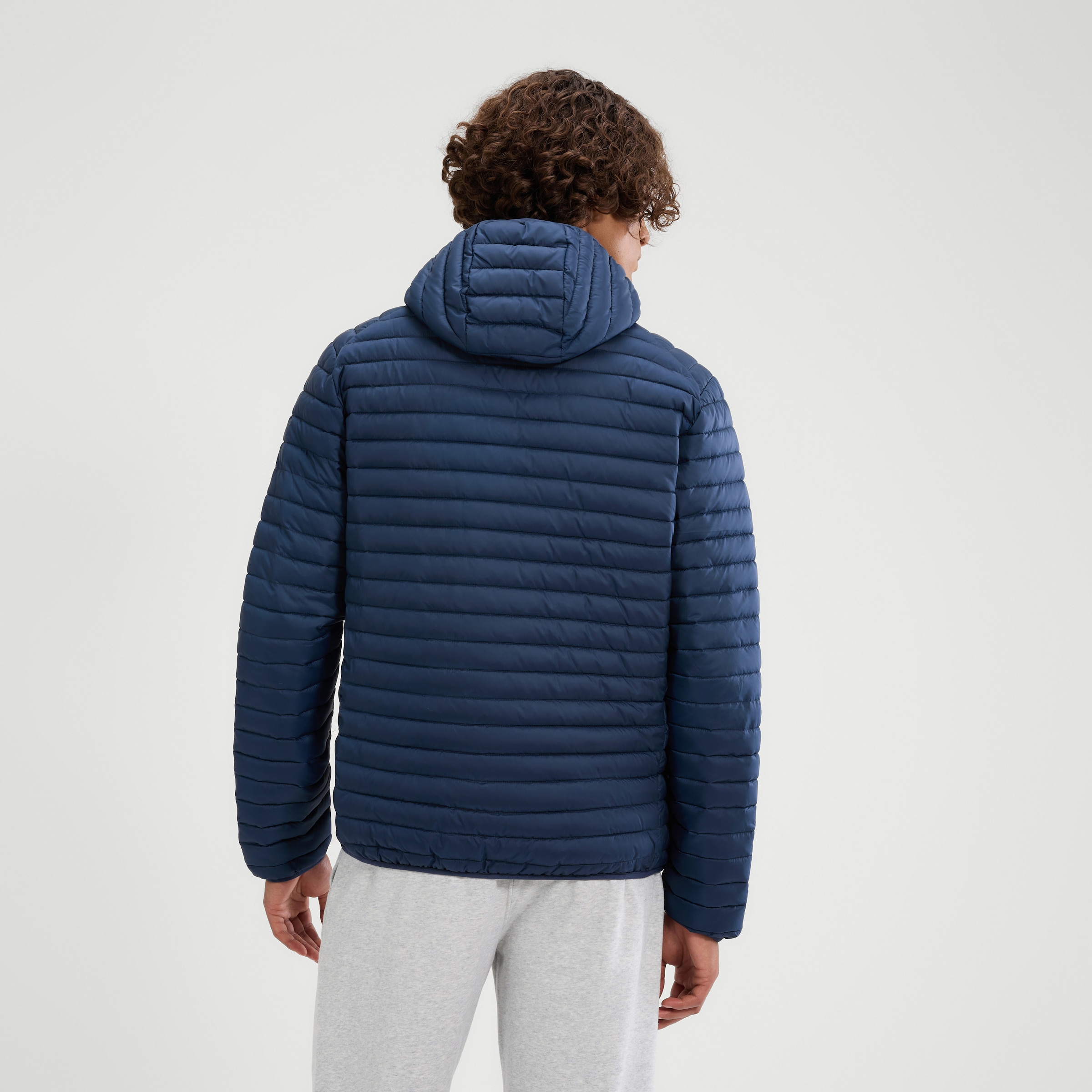 Ellesse Steppjacke für Erwachsene, aus Polyester, leichtes Material, sportlicher Stil
