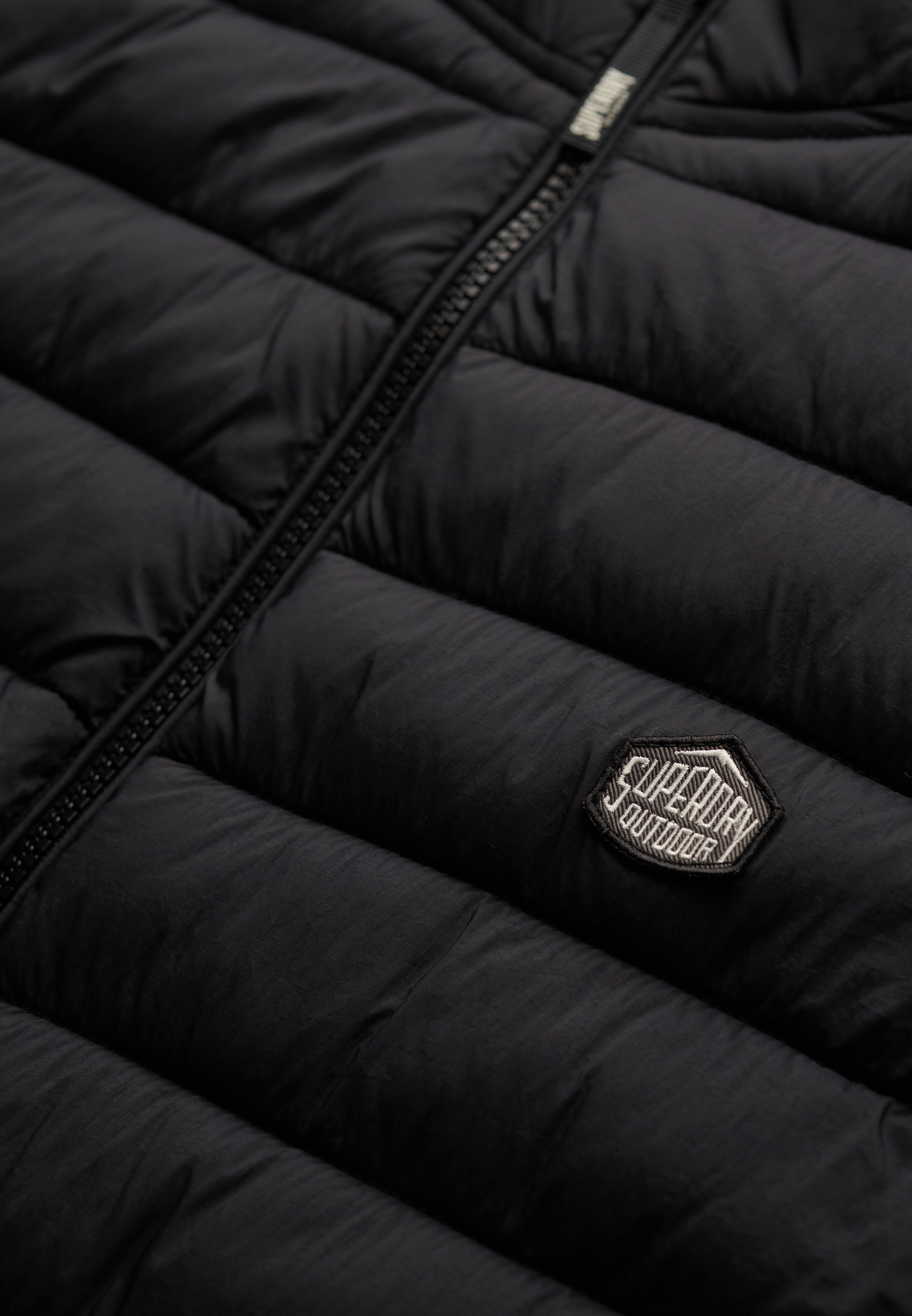 Superdry Steppweste »Fuji Lite Padded Gilet« Steppware, normal geschnitten