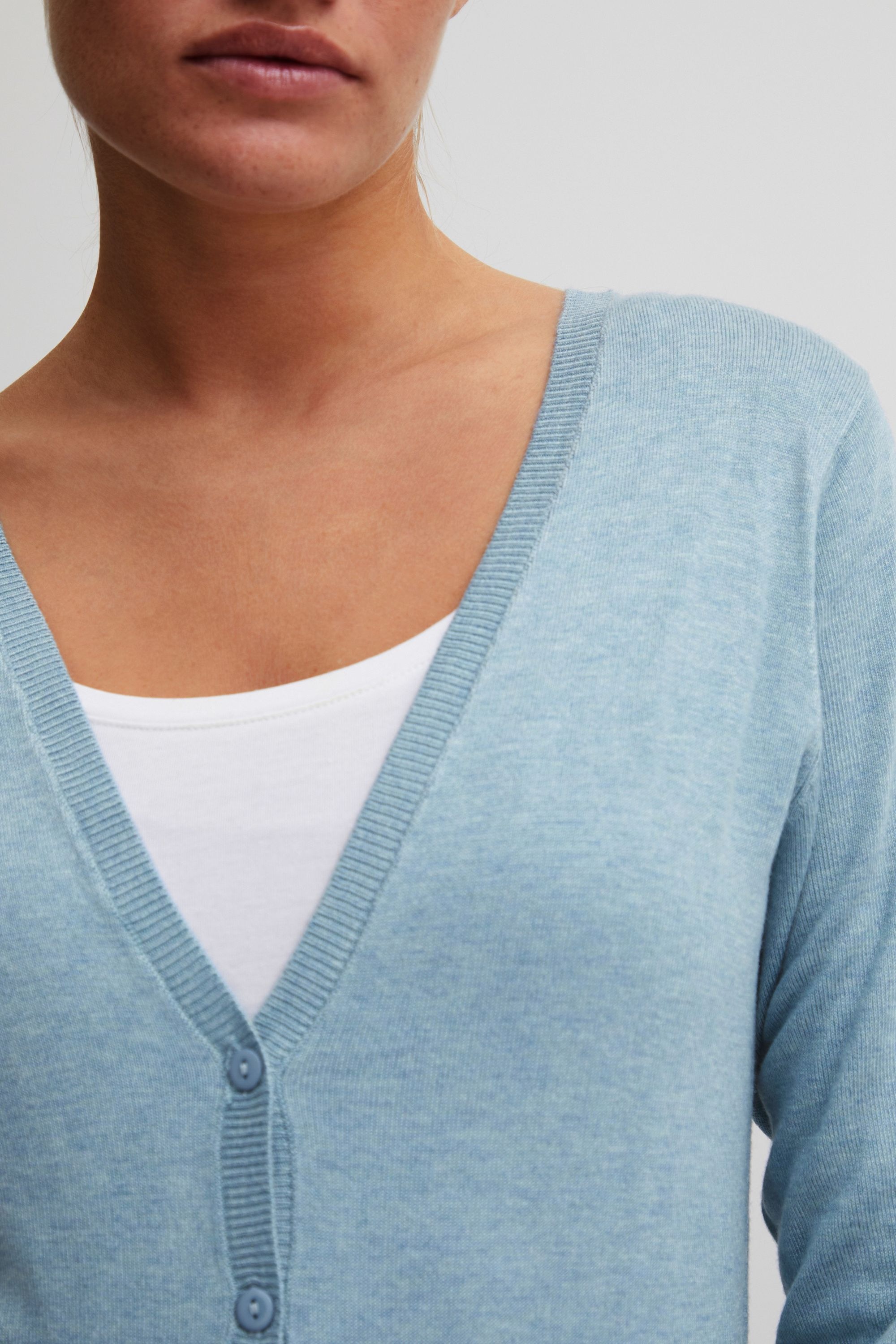 OXMO Strickjacke »Strickjacke OXHelene«