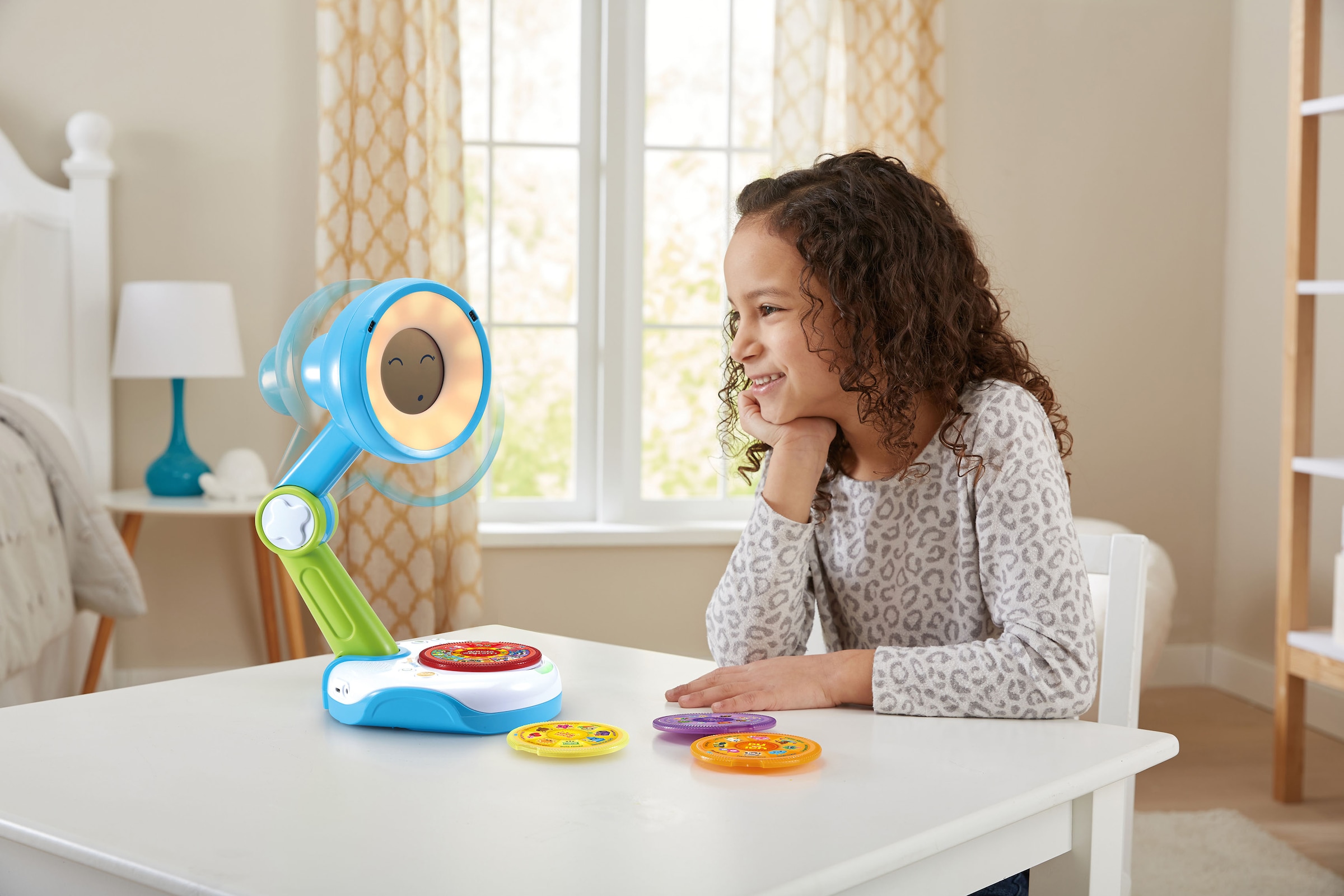Vtech® Lernspielzeug »Funny Sunny, die interaktive Lampen-Freundin«