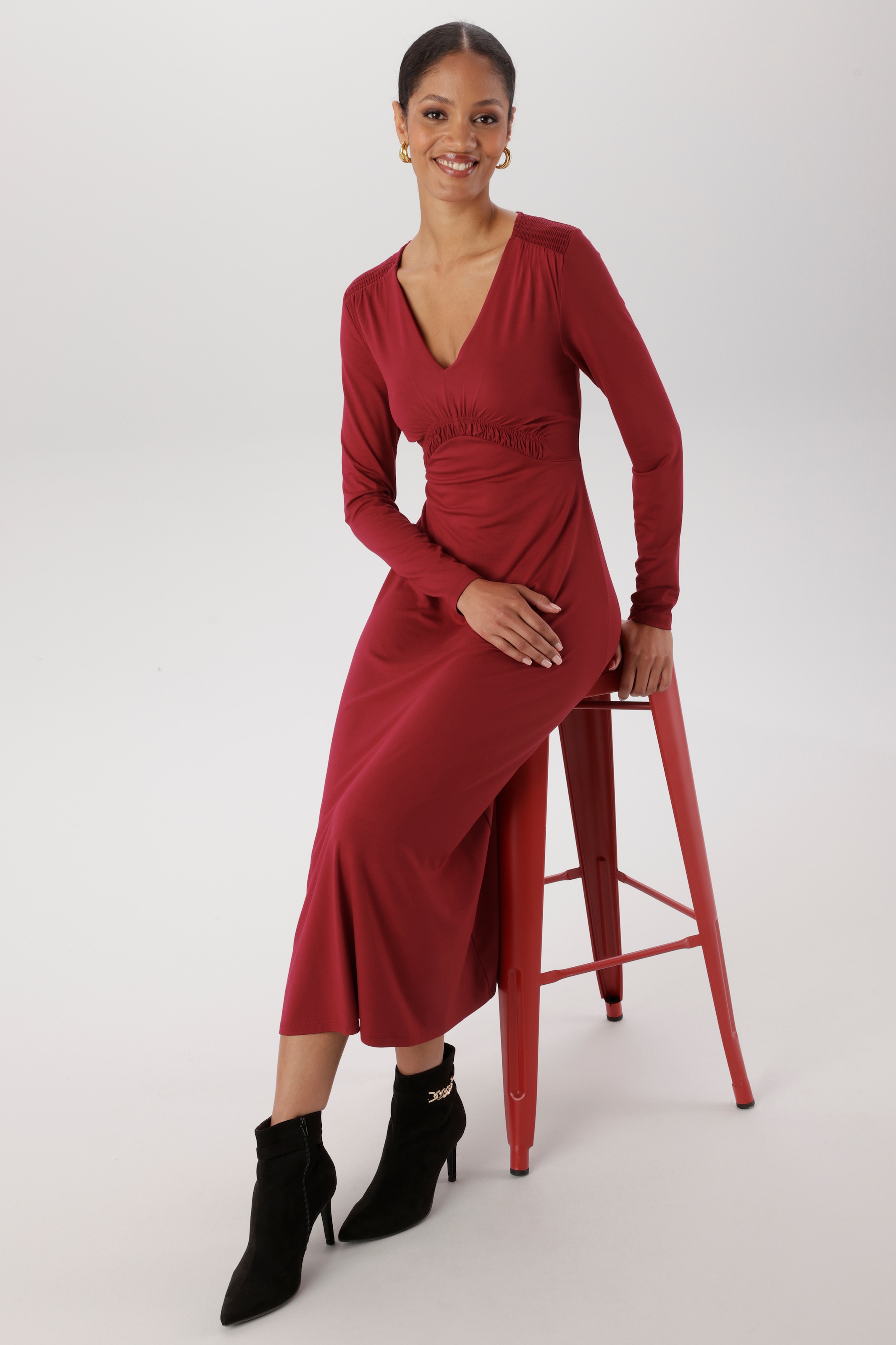 Aniston SELECTED Midikleid mit drapierter Unterbrustnaht - NEUE KOLLEKTION