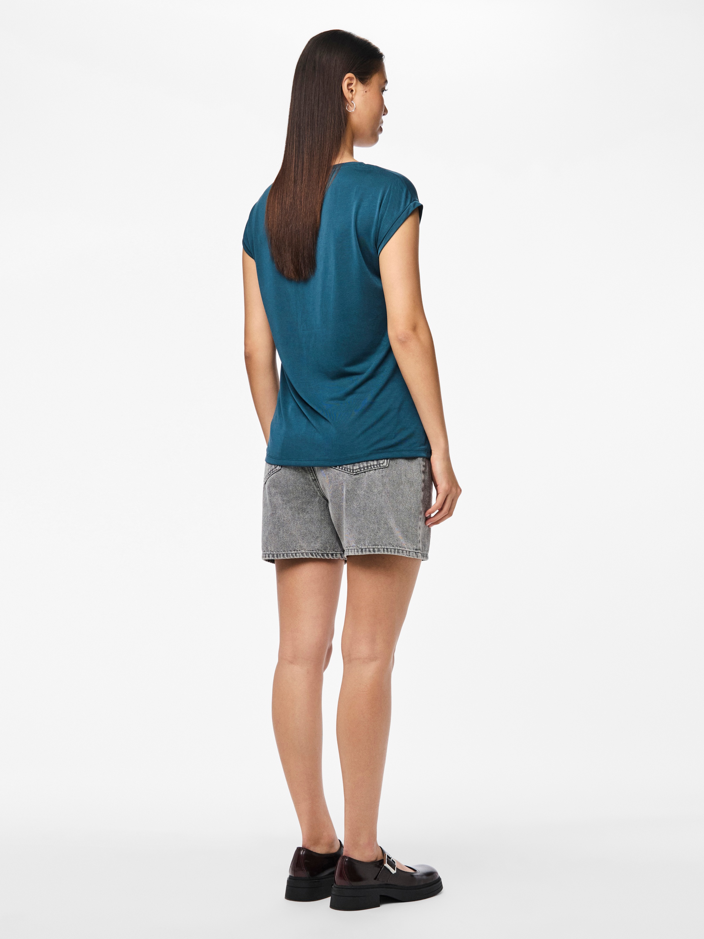 pieces Kurzarmshirt »PCKAMALA TEE NOOS BC« Materialmix, regular fit