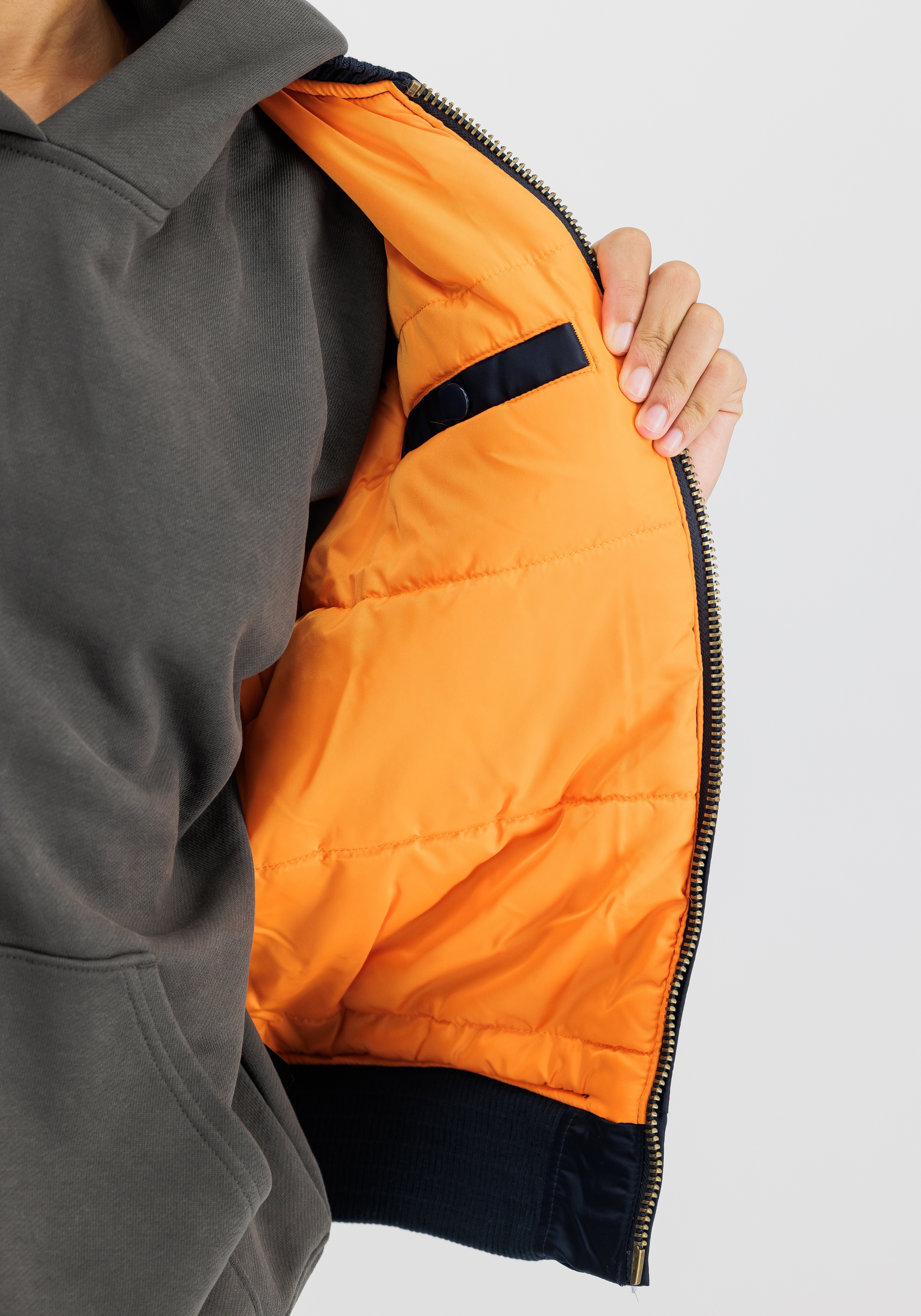 Alpha Industries Bomberjacke »Alpha Industries Women - Bomber Jackets«