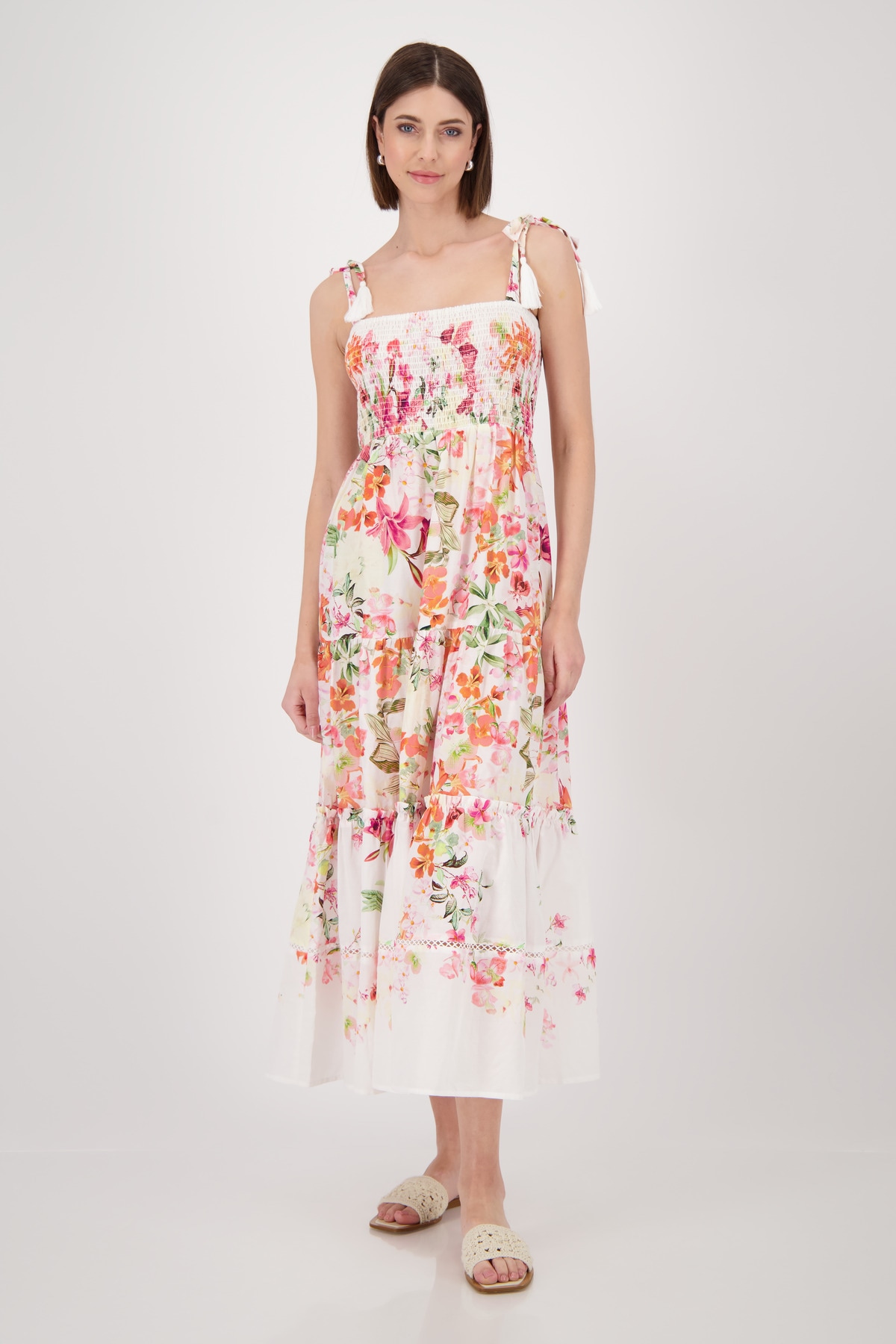 Monari Maxikleid »Kleid Blumenverlauf allov.«, mit gesmoktem Oberteil und Träger zum Binden