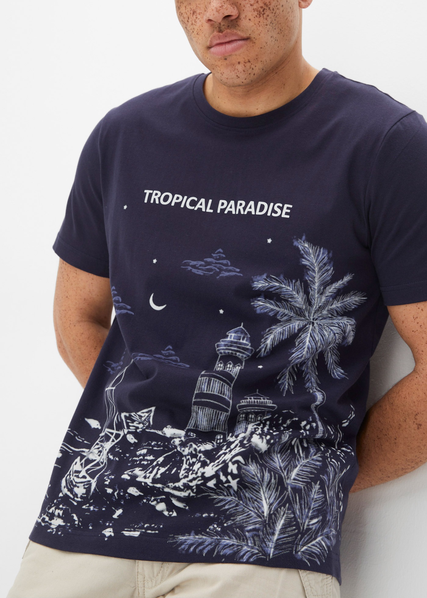 bonprix T-Shirt »T-Shirt aus reiner Baumwolle« Regular Fit, Kurzarm, Rundhalsausschnitt, aus Baumwolle