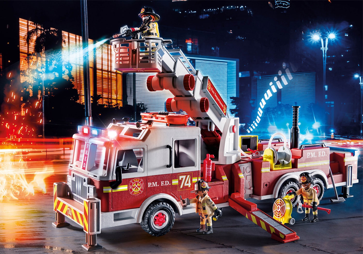 Playmobil® Konstruktions-Spielset »Feuerwehr-Fahrzeug: US Tower Ladder (70935), City Action«, (113 St.), mit Licht- und Soundeffekten, Made in Germany