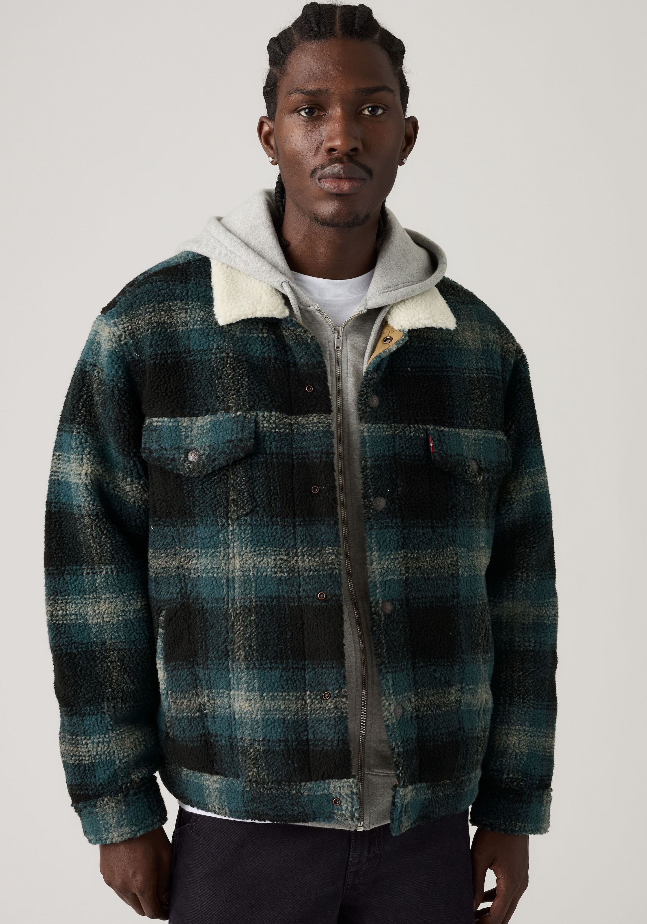 Levi's® Fleecejacke »TYPE 3 EXT SHERPA TRUCKER« Druckknopfverschluss, seitliche Eingrifftaschen