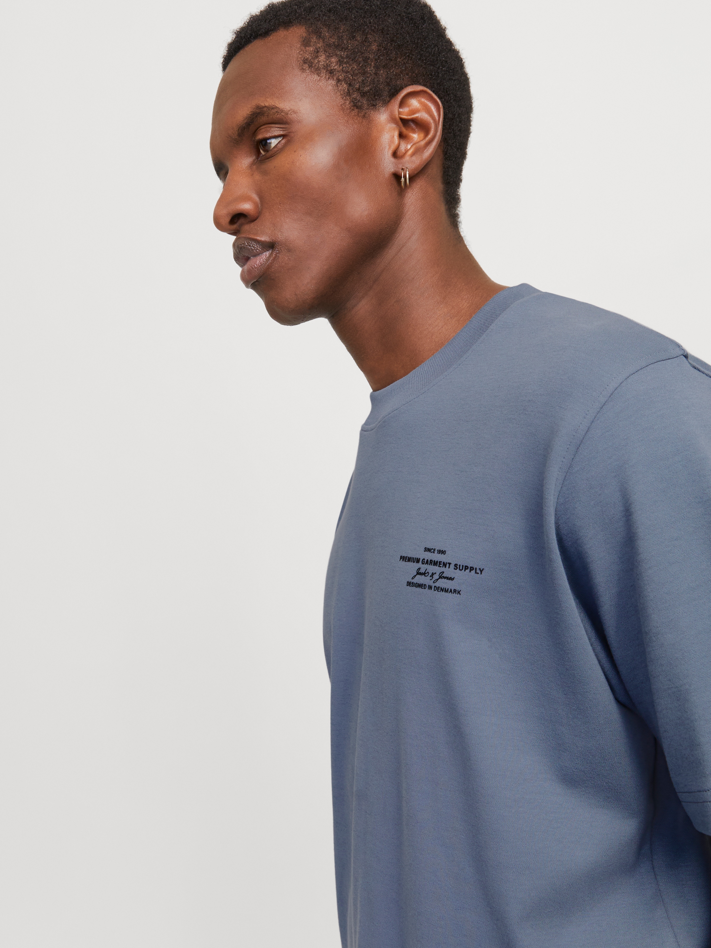 Jack & Jones Rundhalsshirt »JPRBLACHAD BRANDING SS CREW NECK TEE SN«