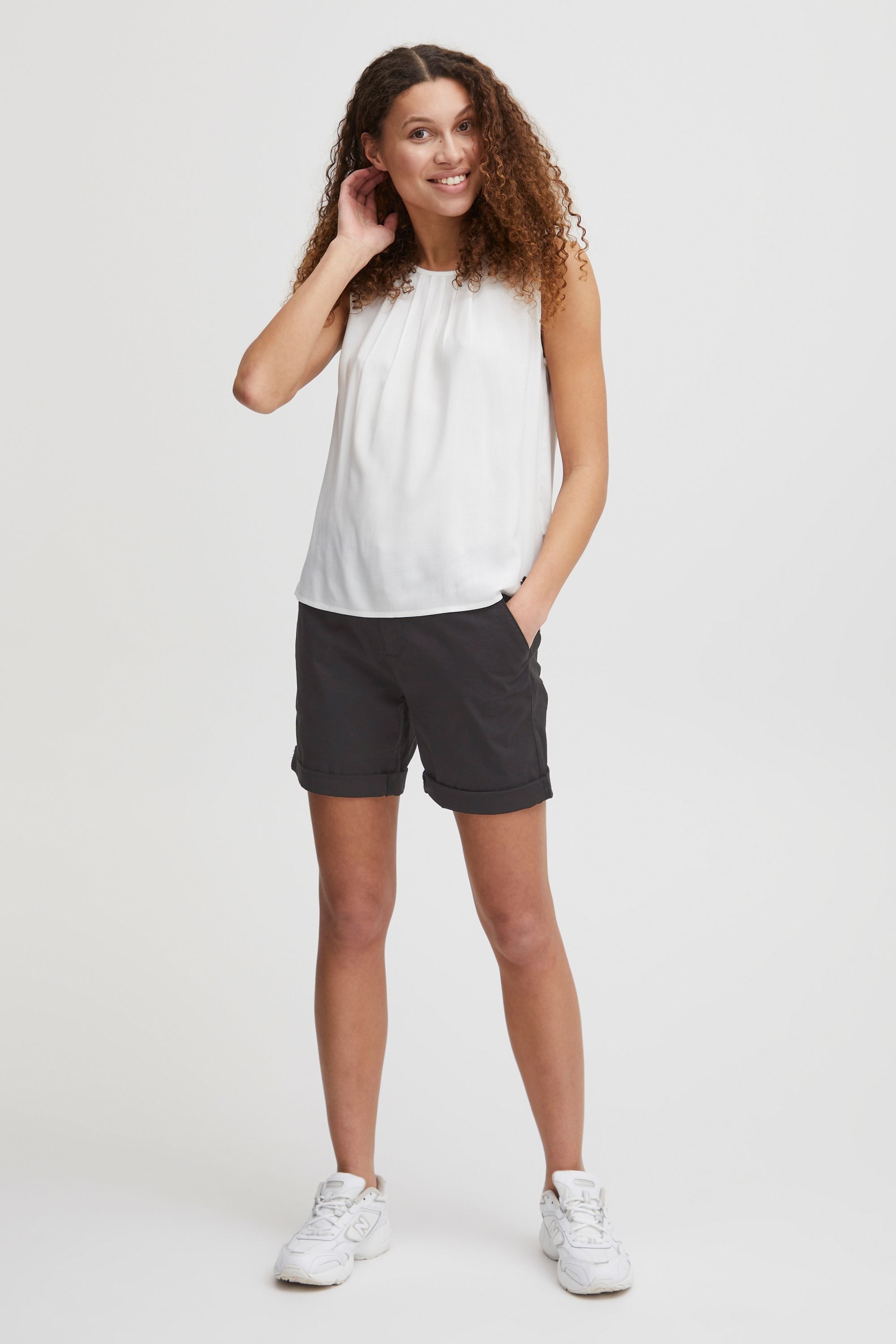 OXMO Shorts »Shorts OXCharline«