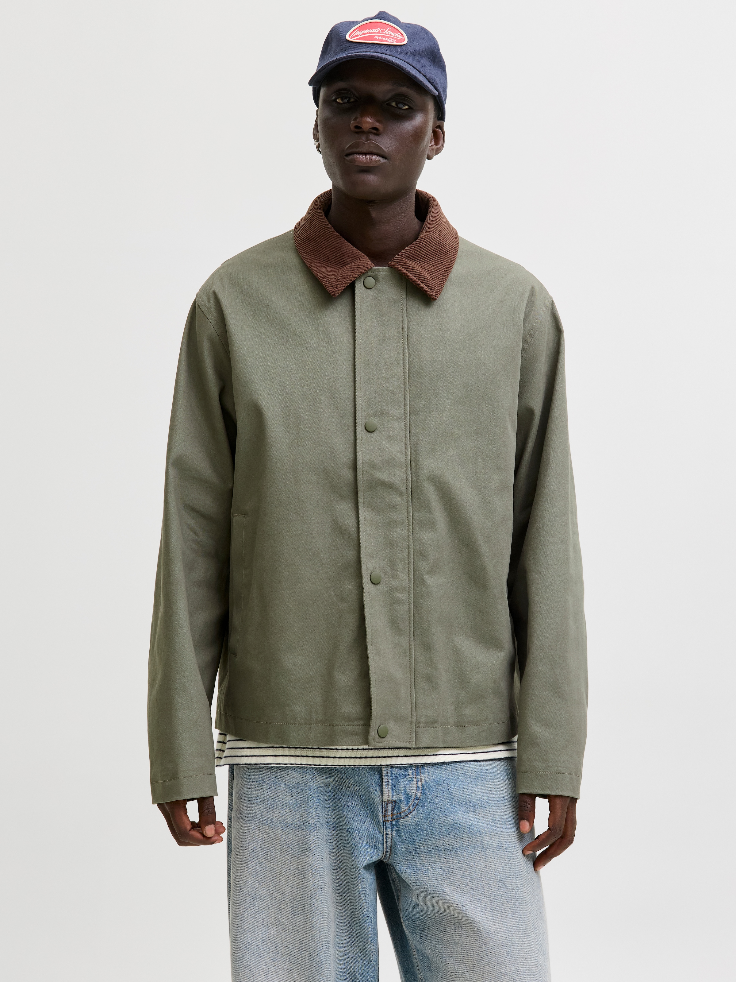 Jack & Jones Kurzjacke »JJEGRAHAM WORKER JACKET SN« mit Fly-Away-Kragen