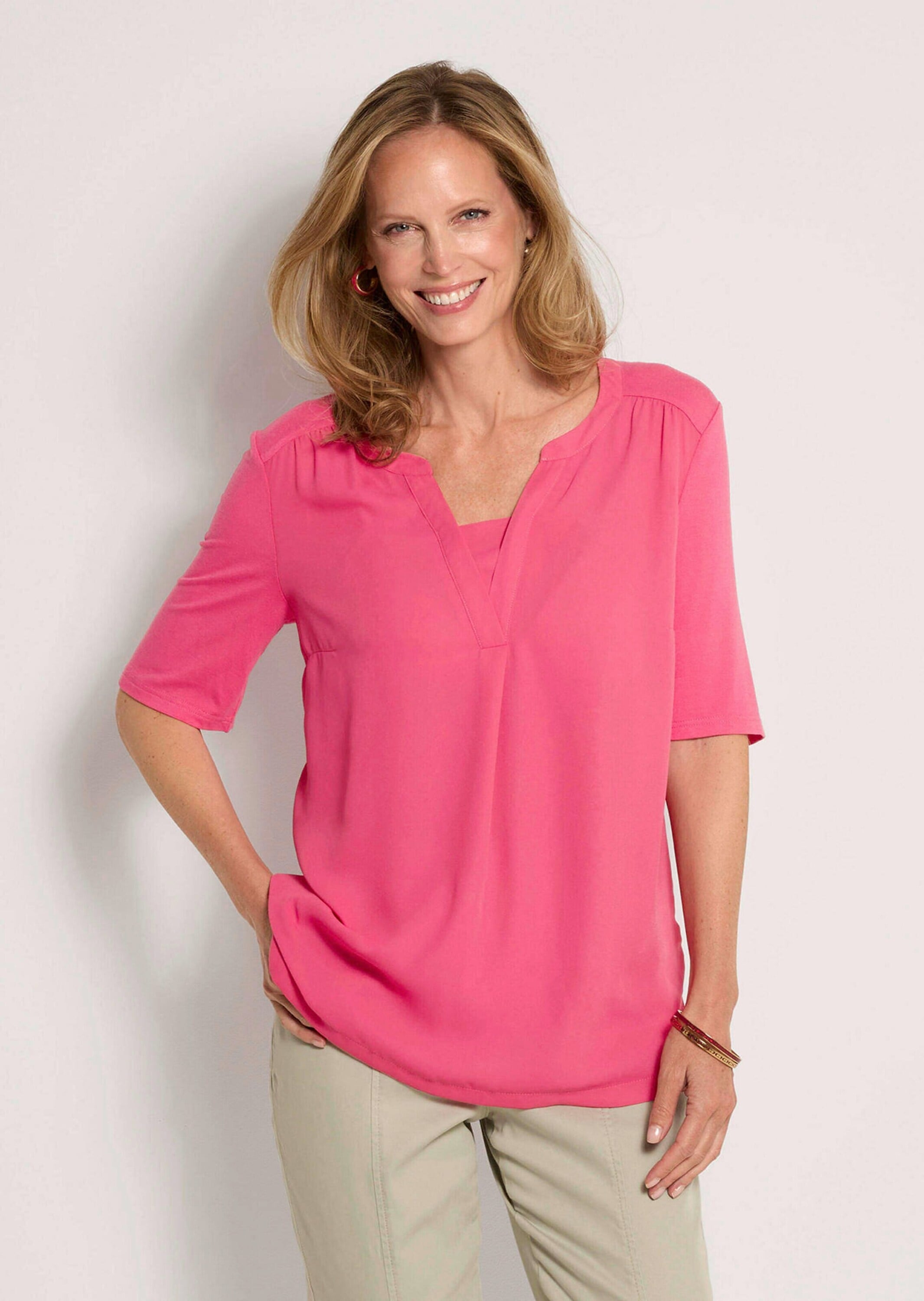 GOLDNER Kurzarmbluse »Chiffonbluse mit Jersey-Rückteil« Gekräuselte Schulterpartie