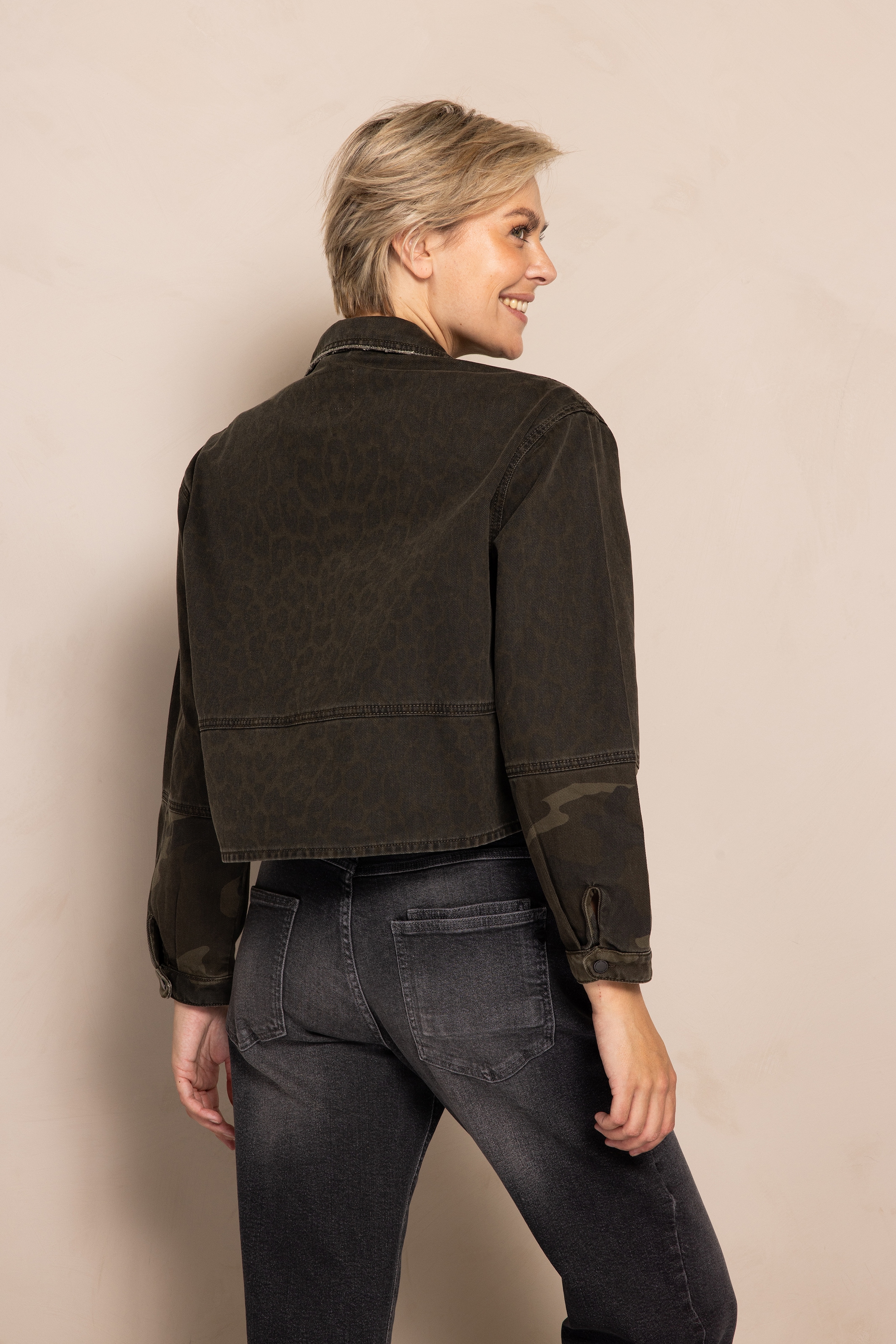 Zhrill Blouson »ZHLOUIE« ohne Kapuze mit Animal-Print