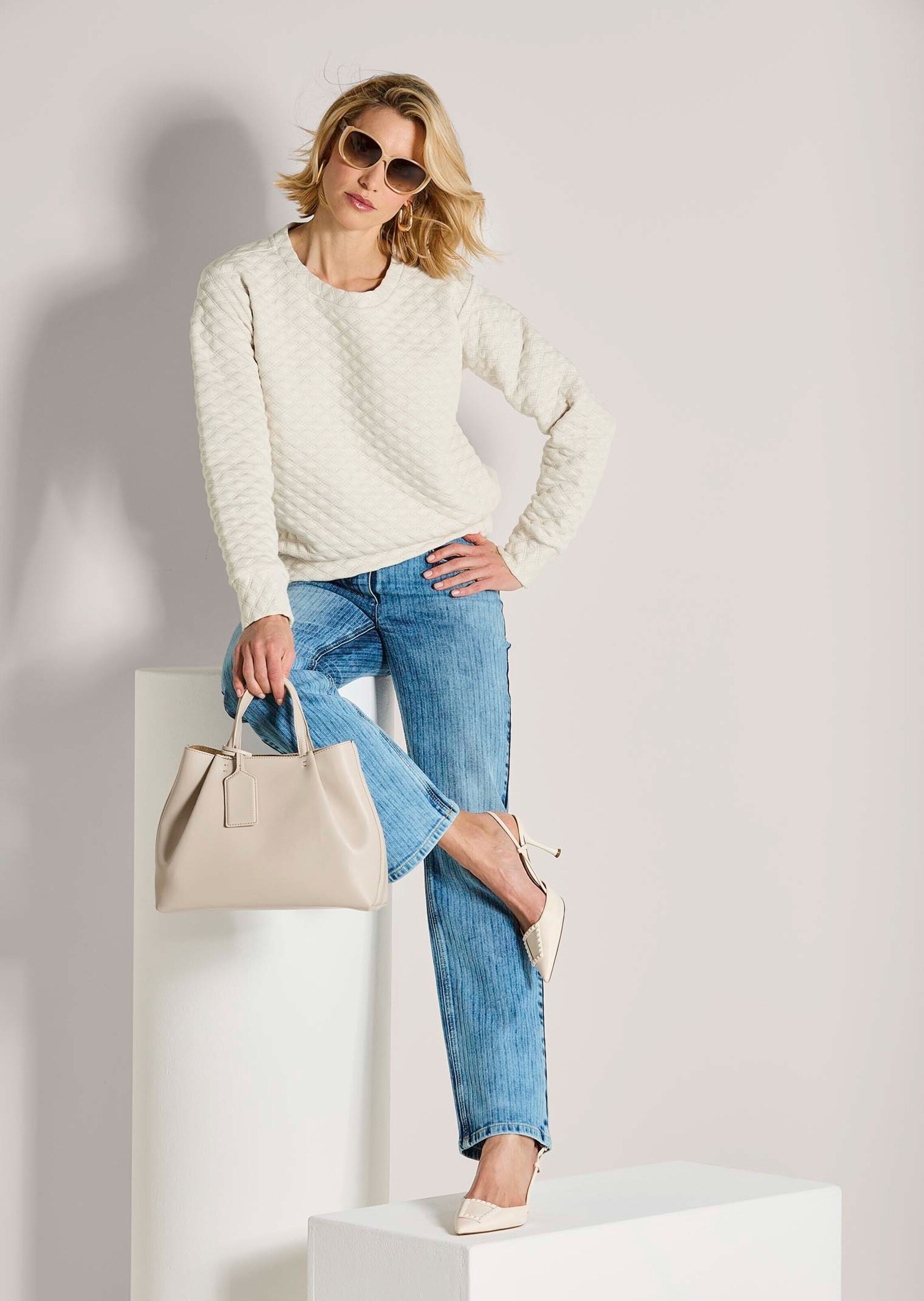 MADELEINE Langarmshirt »Struktursweater Struktursweater mit Rundhalsausschnitt«