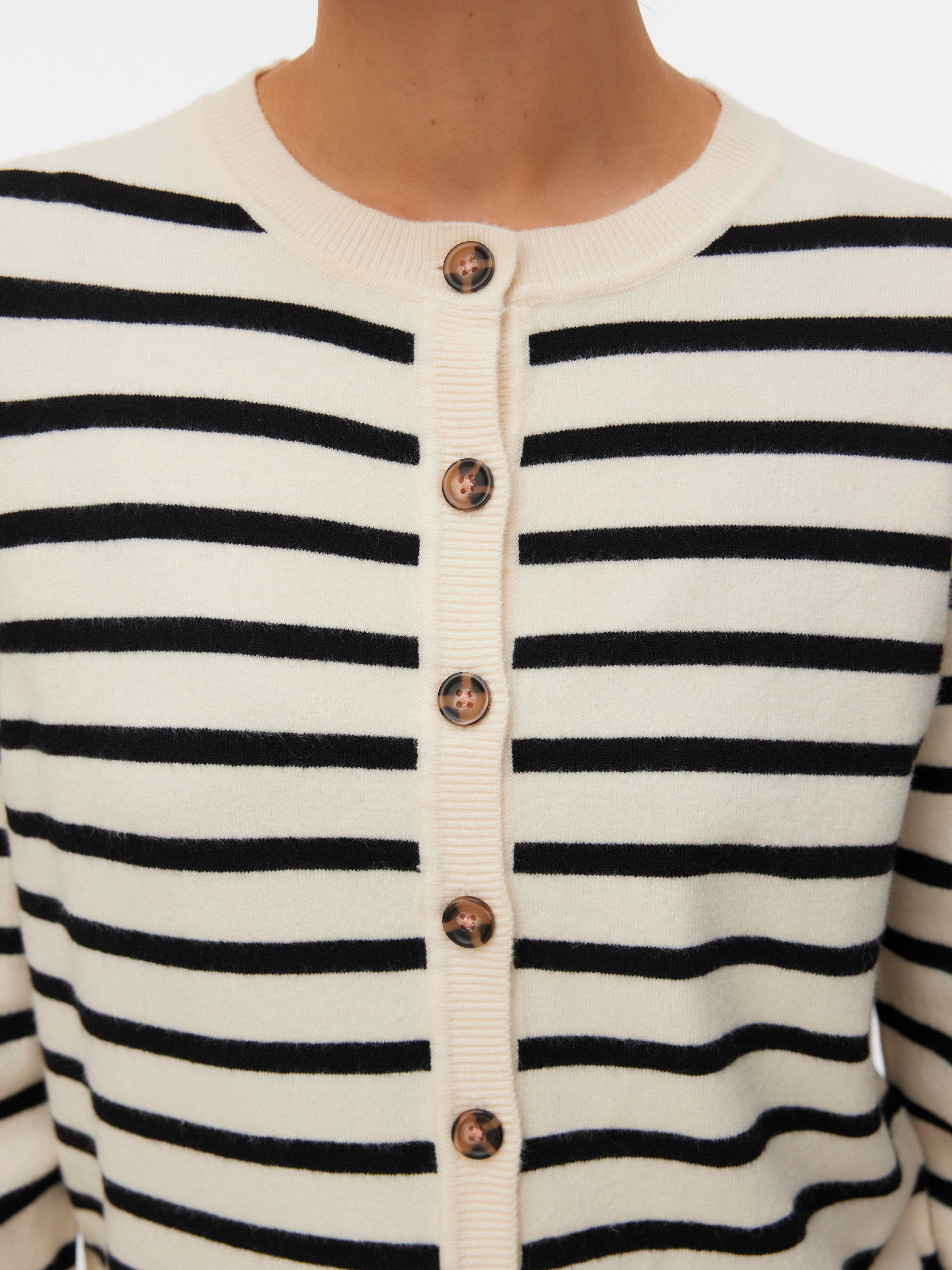 Vero Moda Strickjacke »VMSABA PLAIN LS O-NECK CARDIGAN NOOS«