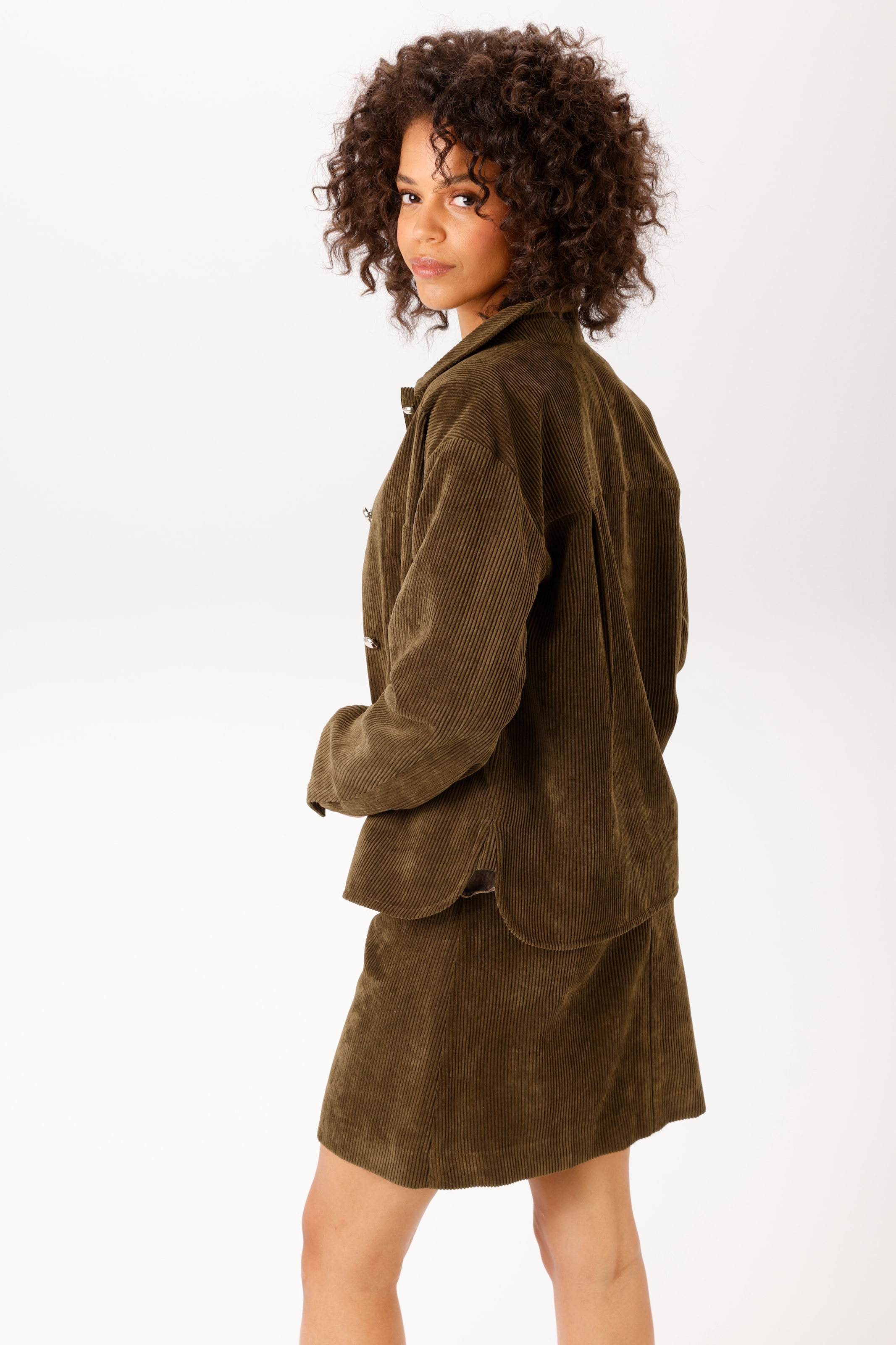 Aniston CASUAL Kurzjacke aus weichem Cord - NEUE KOLLEKTION