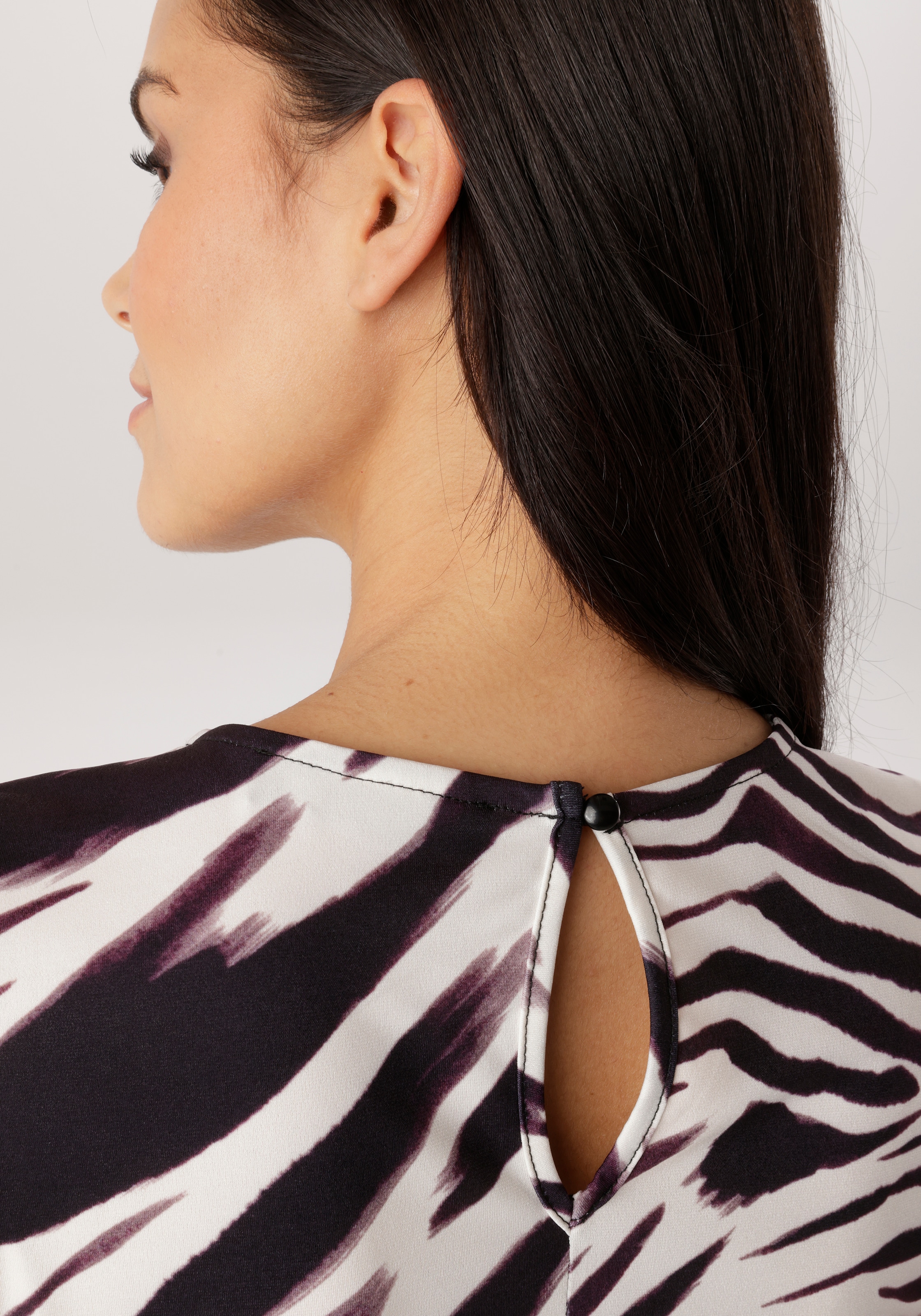 Aniston SELECTED Midikleid im trendigen und raffinierten Animal-Print allover - NEUE KOLLEKTION