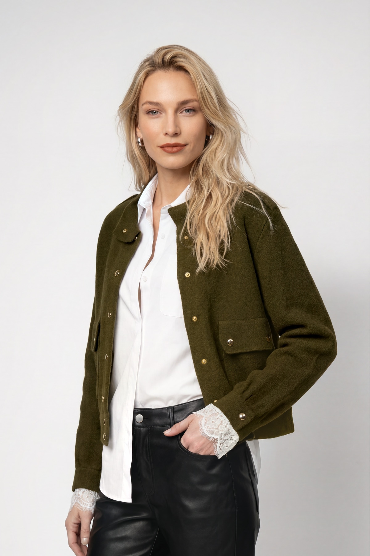 Monari »Jacke Strickiacke Knöpfe« Regular fit mit Schmuckknöpfen