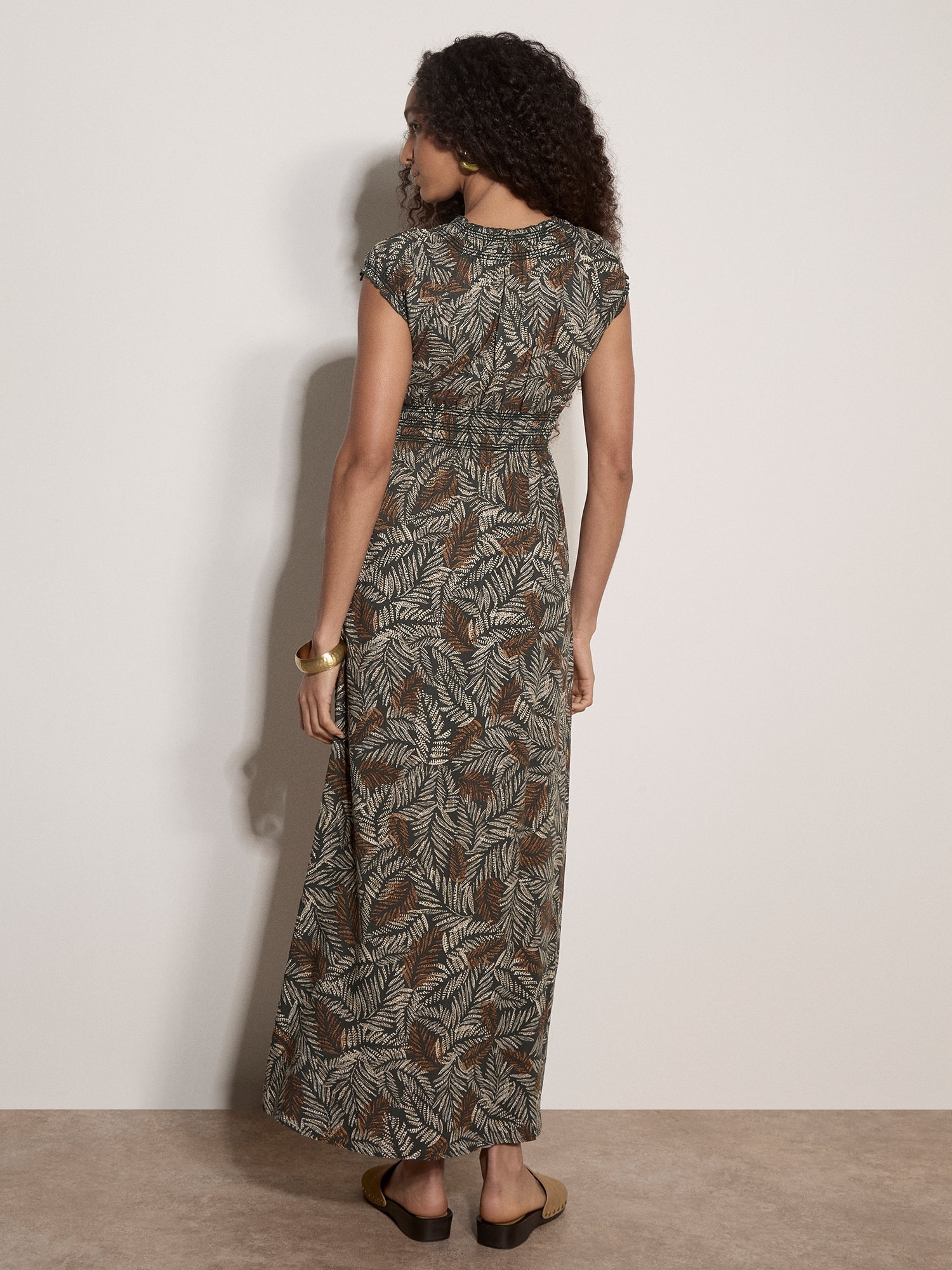 Apricot Maxikleid »Maxikleid« mit Smokdetails