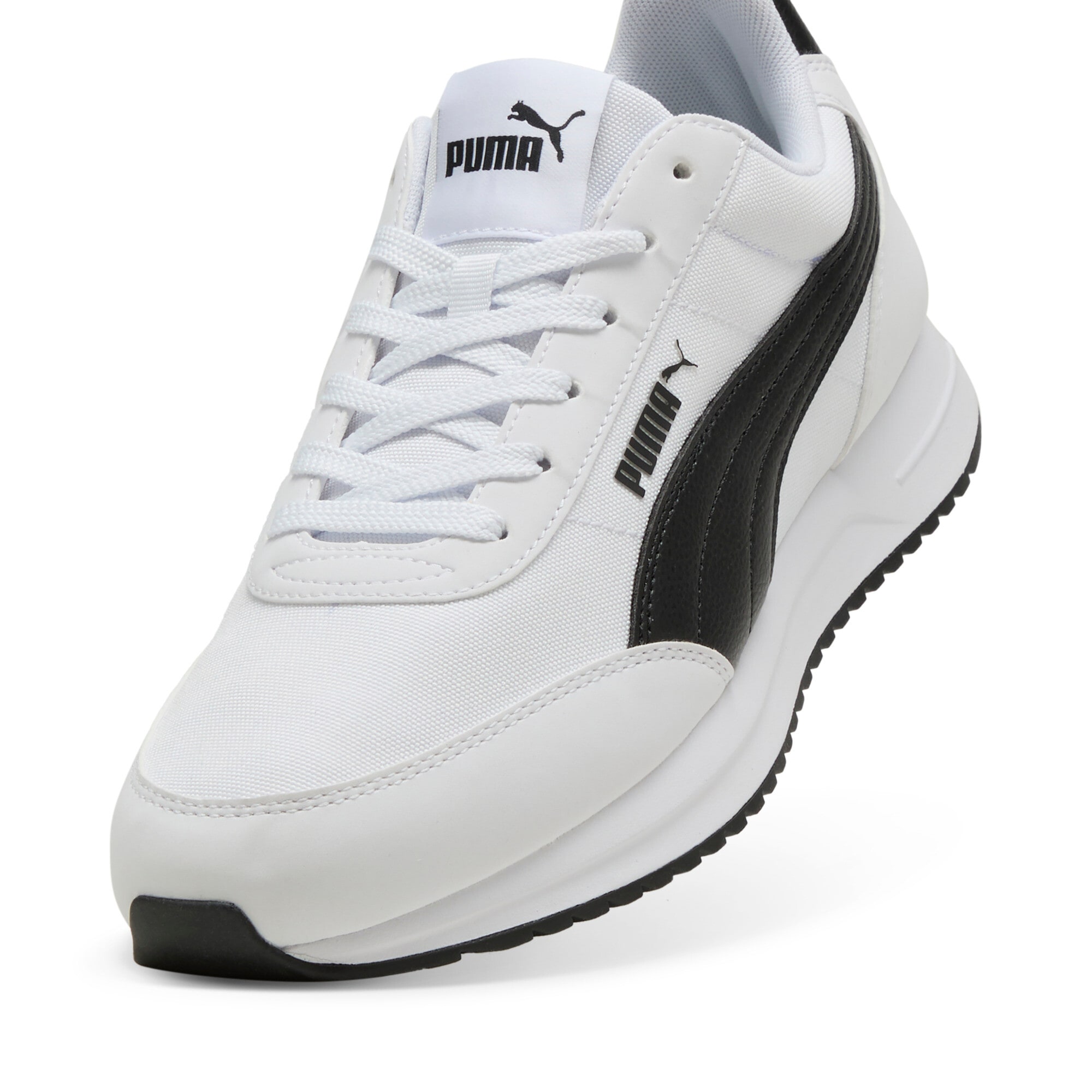PUMA Sneaker »R78 LIGHTWIND«