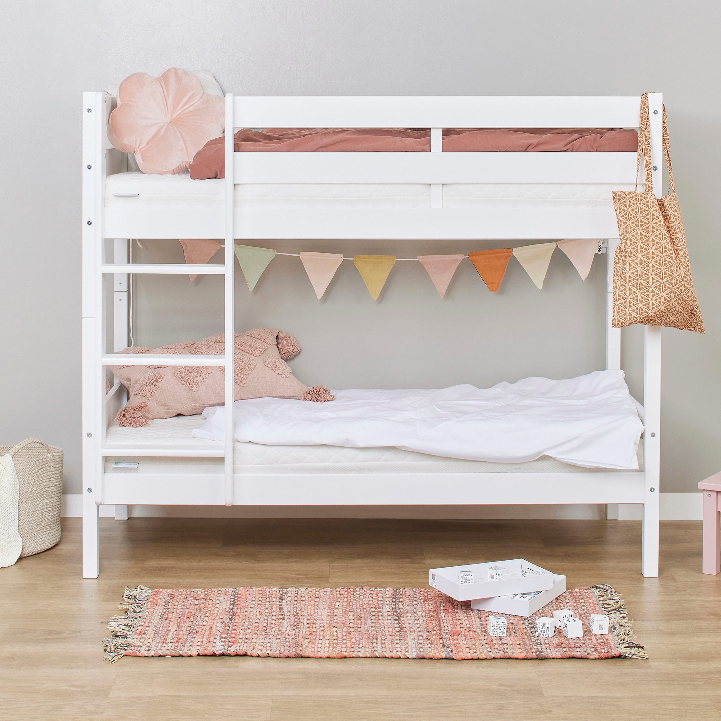Hoppekids Etagenbett »ECO Comfort Kinderbett 90x200 oder 70x160 aus Massivholz in 4 Farben« TÜV, FSC und Nordisches Umweltzeichen – wahlweise mit Matratzen