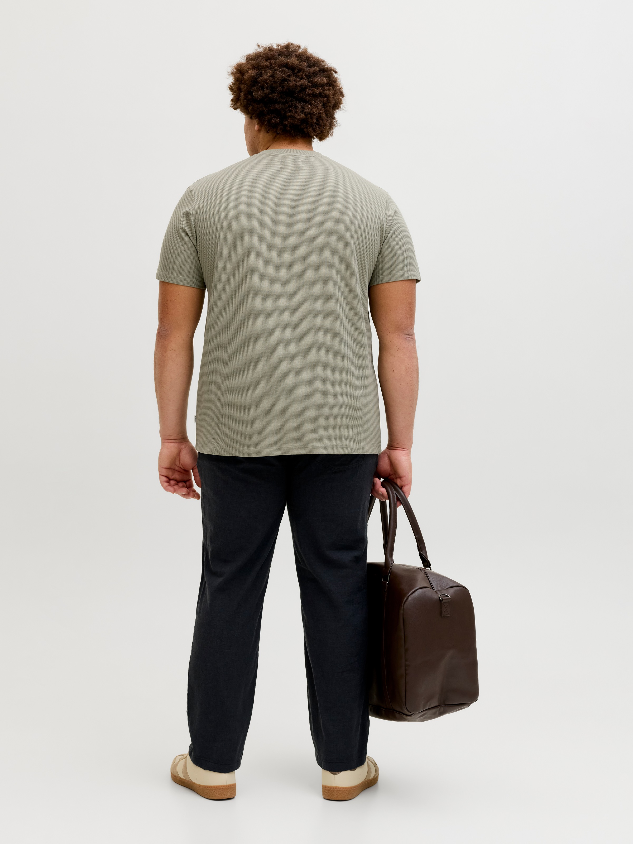 Jack & Jones PlusSize T-Shirt »JJEAUSTIN TEE SS NOOS PLS« mit Rundhalsausschnitt