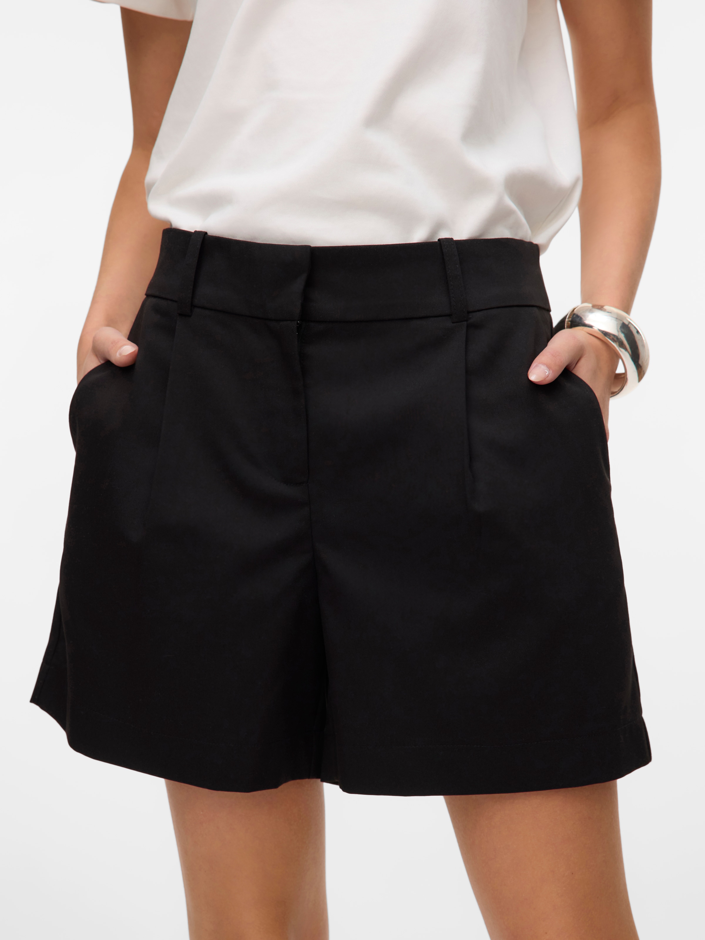 Vero Moda Shorts »VMNILA MW SHORT SHORTS NOOS«