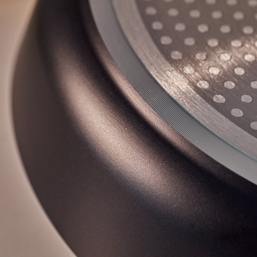 RESTO Kitchenware Bratpfanne »Mon, Universalpfanne antihaftbeschichtet und spülmaschinenfest«, Aluminium, (1 tlg.), mit verstärktem Boden und ergonomischem Griff in Holzoptik