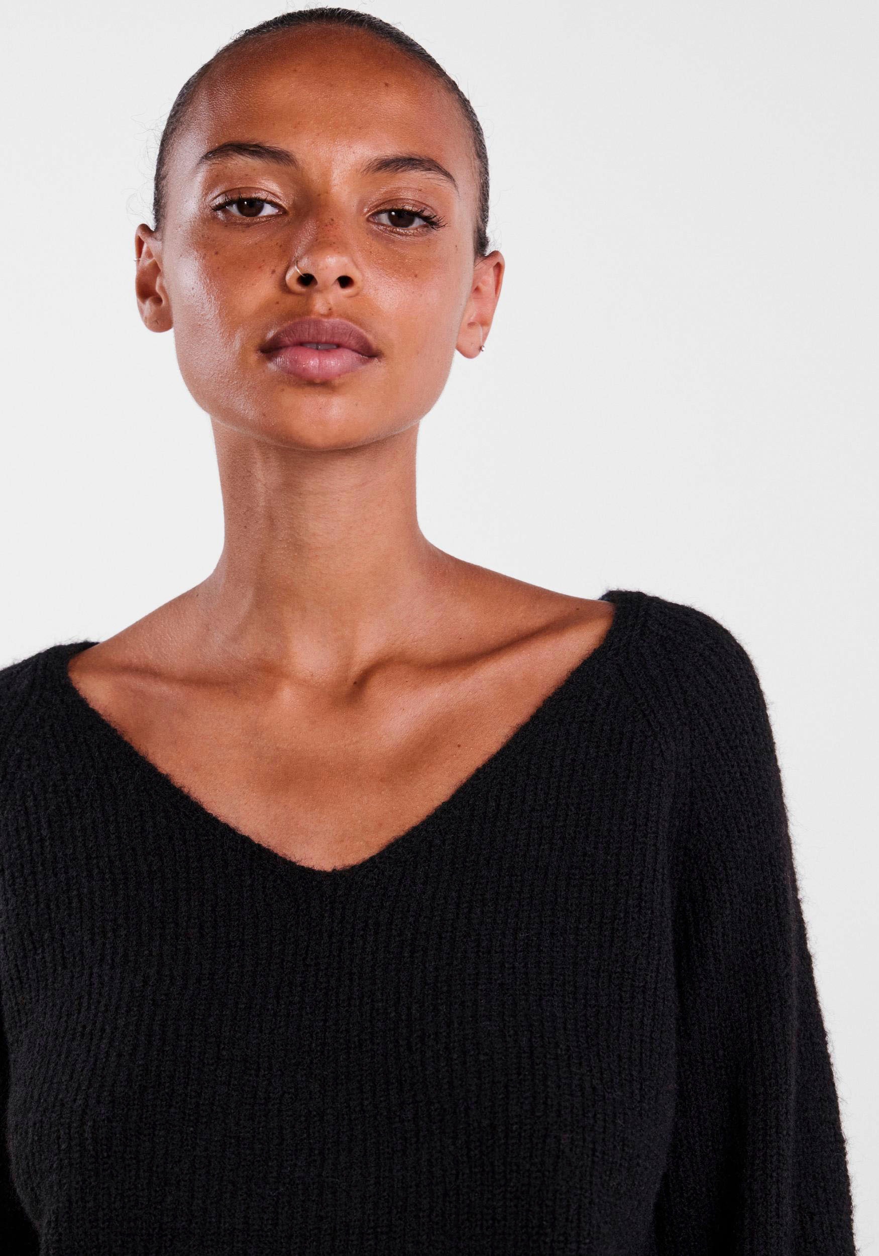 pieces V-Ausschnitt-Pullover »PCELLEN LS V-NECK KNIT NOOS BC«, mit Wolle