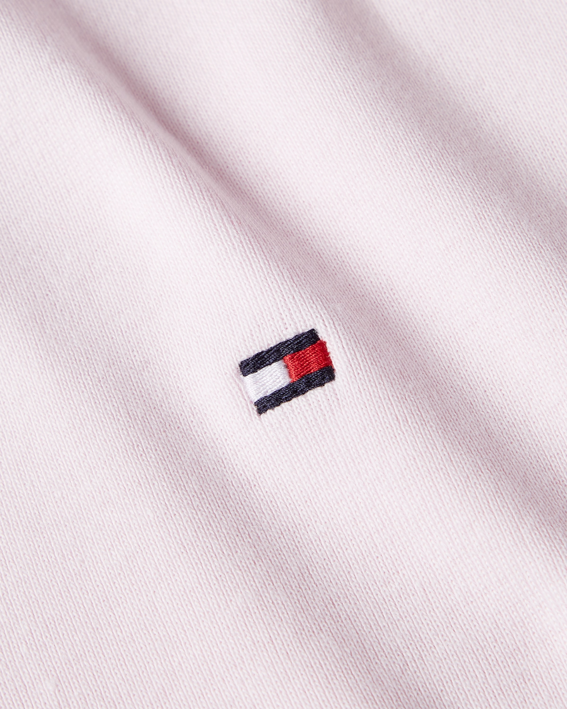 Tommy Hilfiger T-Shirt »SLIM CODY V-NK SS«, mit Logostickerei