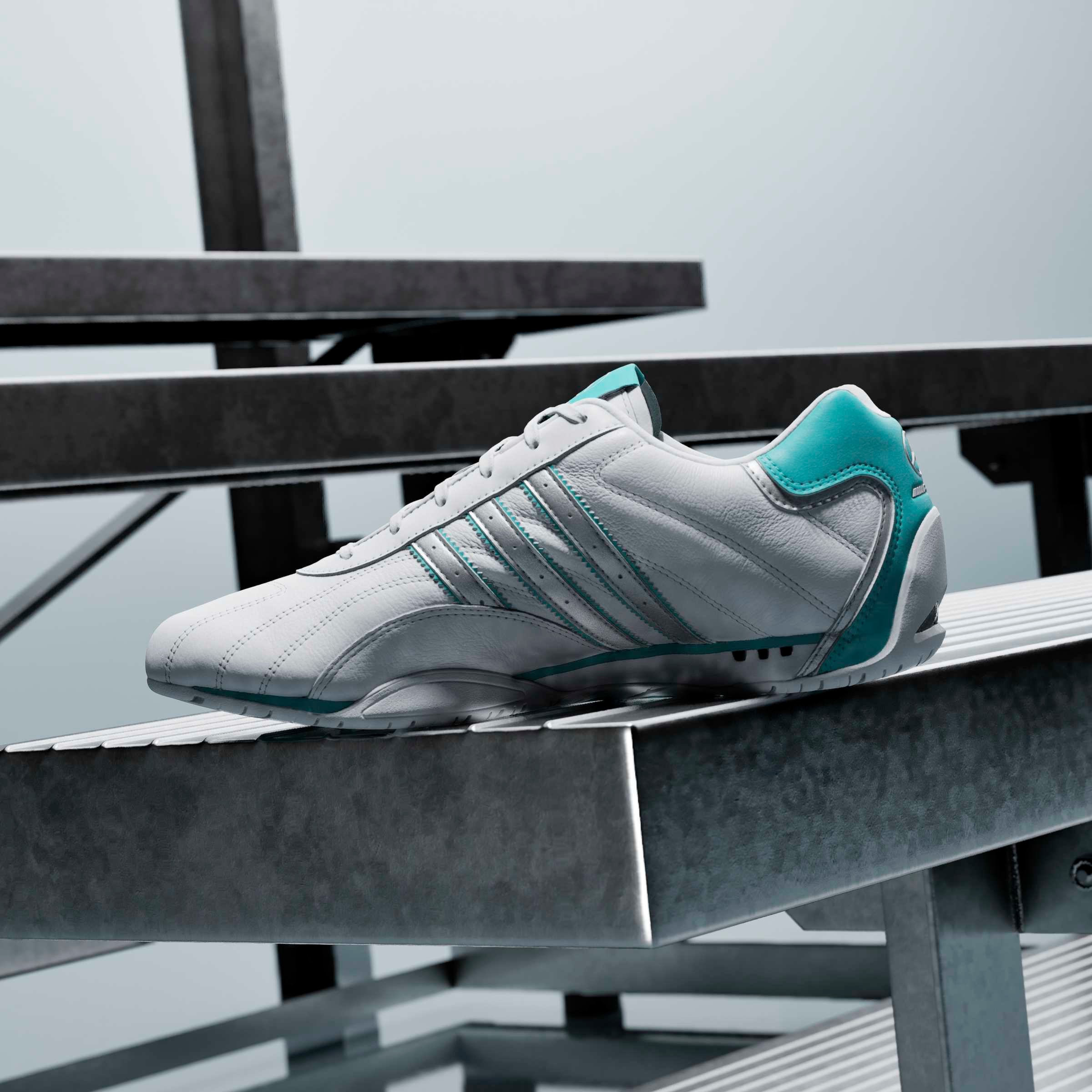 adidas Performance Sneaker »ADIRACER LO MERCEDES AMG PETRONAS F1 TEAM«
