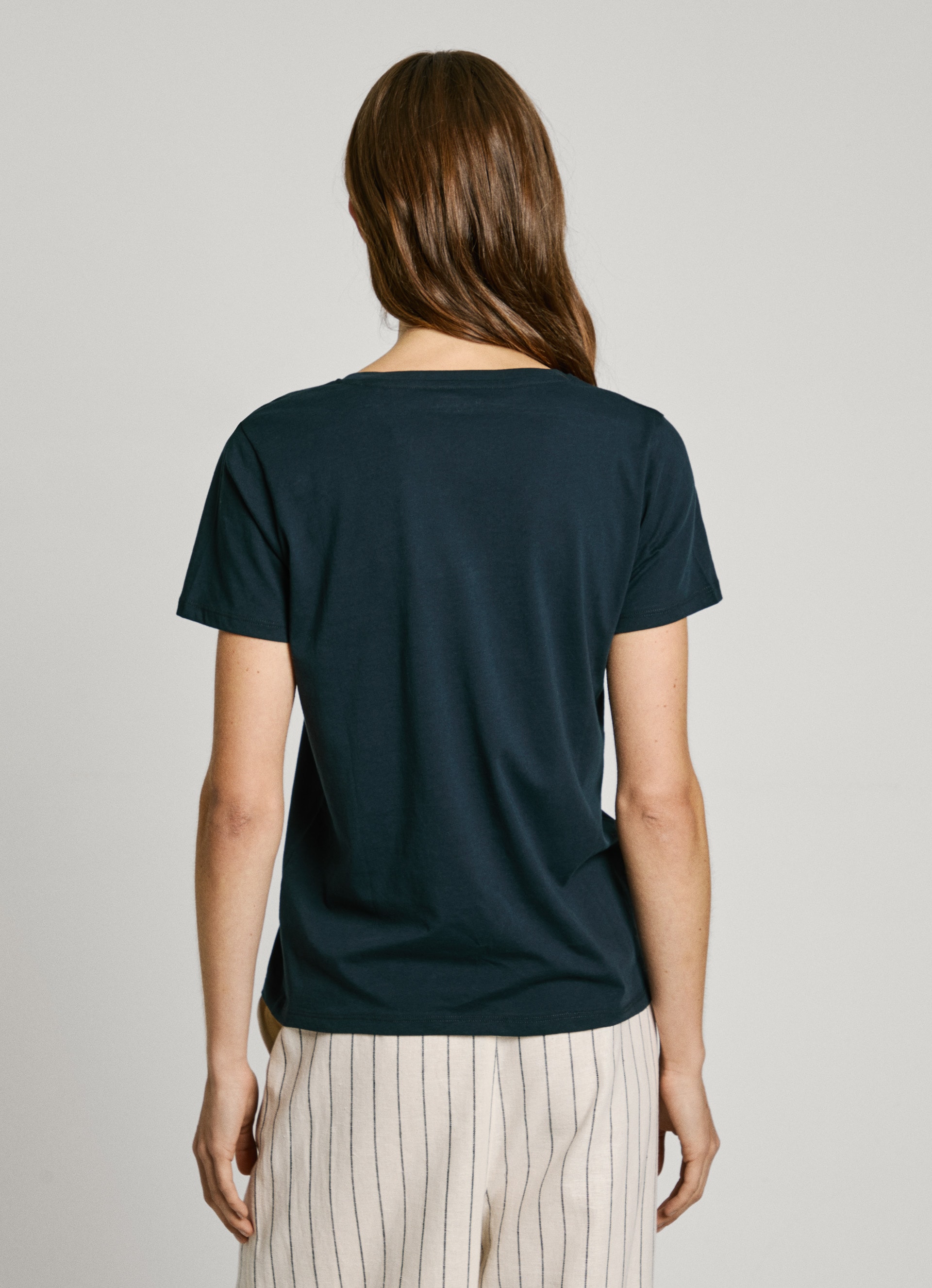 Pepe Jeans V-Shirt »MACY V-NECK«, mit Logoschriftzug