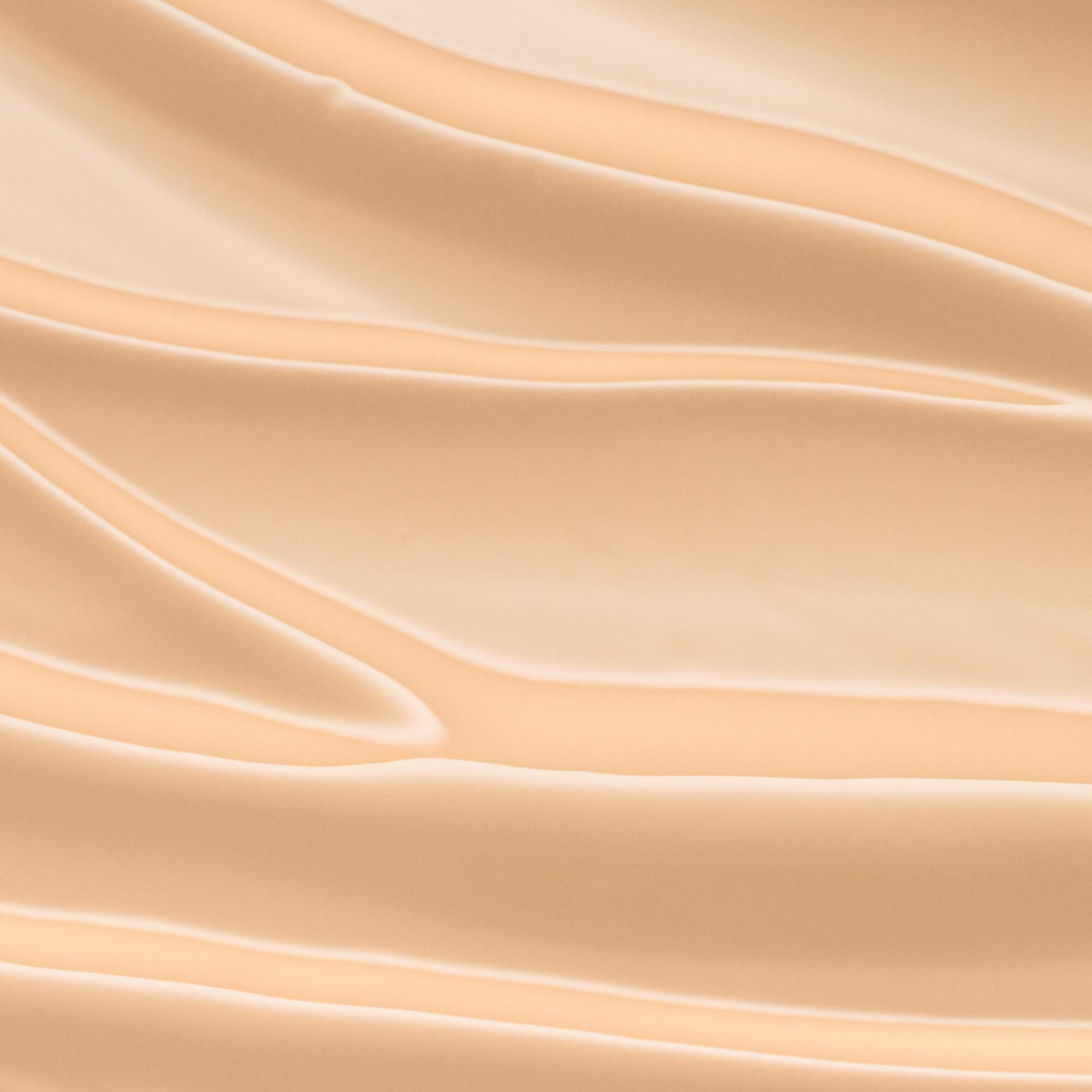 Essence Foundation »BRIGHTEN UP! cushion foundation« 3-tlg., flüssige Textur, aufbaubare Deckkraft, wasserfest, aufhellend