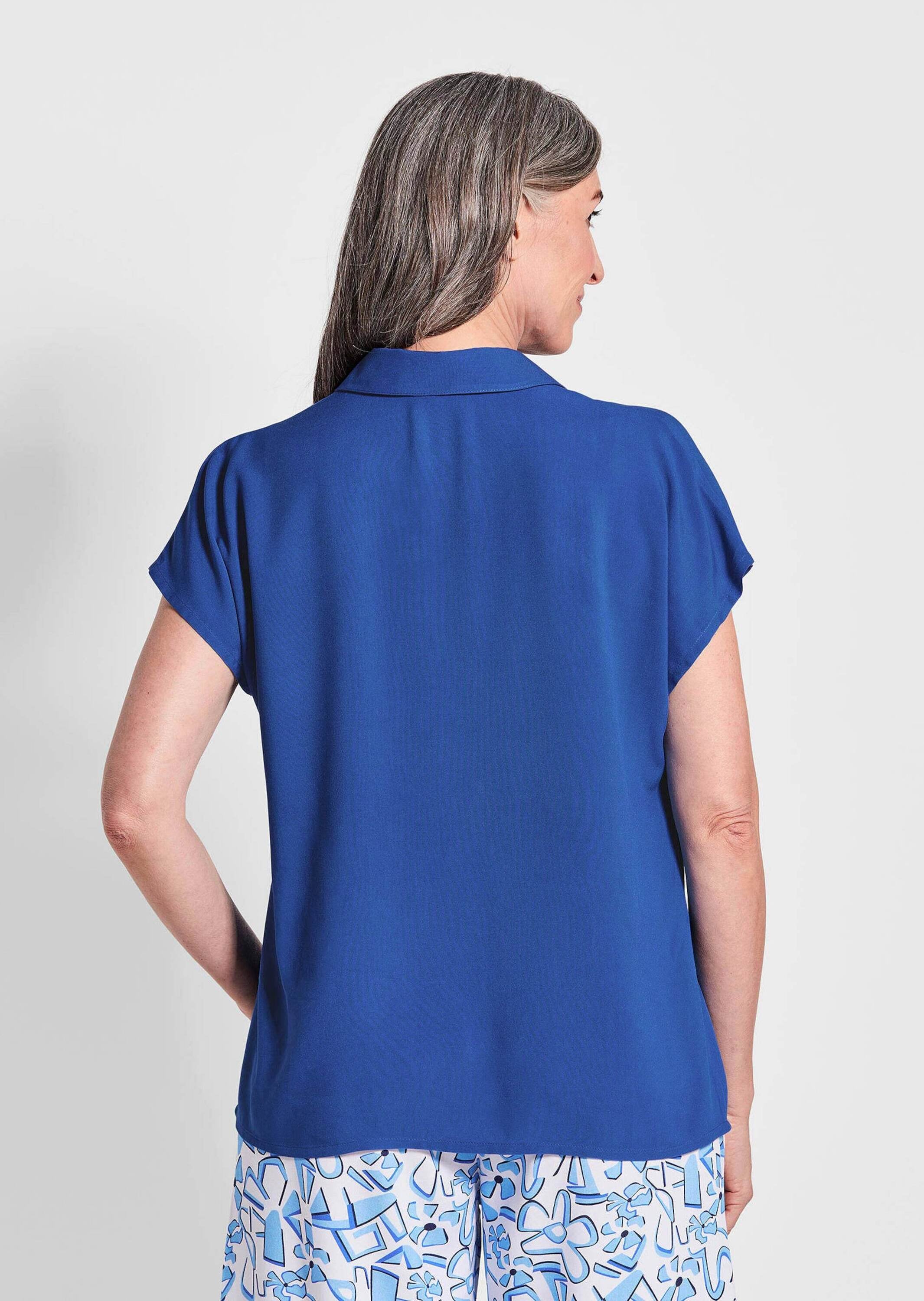 GOLDNER Klassische Bluse »Kurzgröße Uni Bluse mit Hemdkragen« superangenhme fliessende Viskose