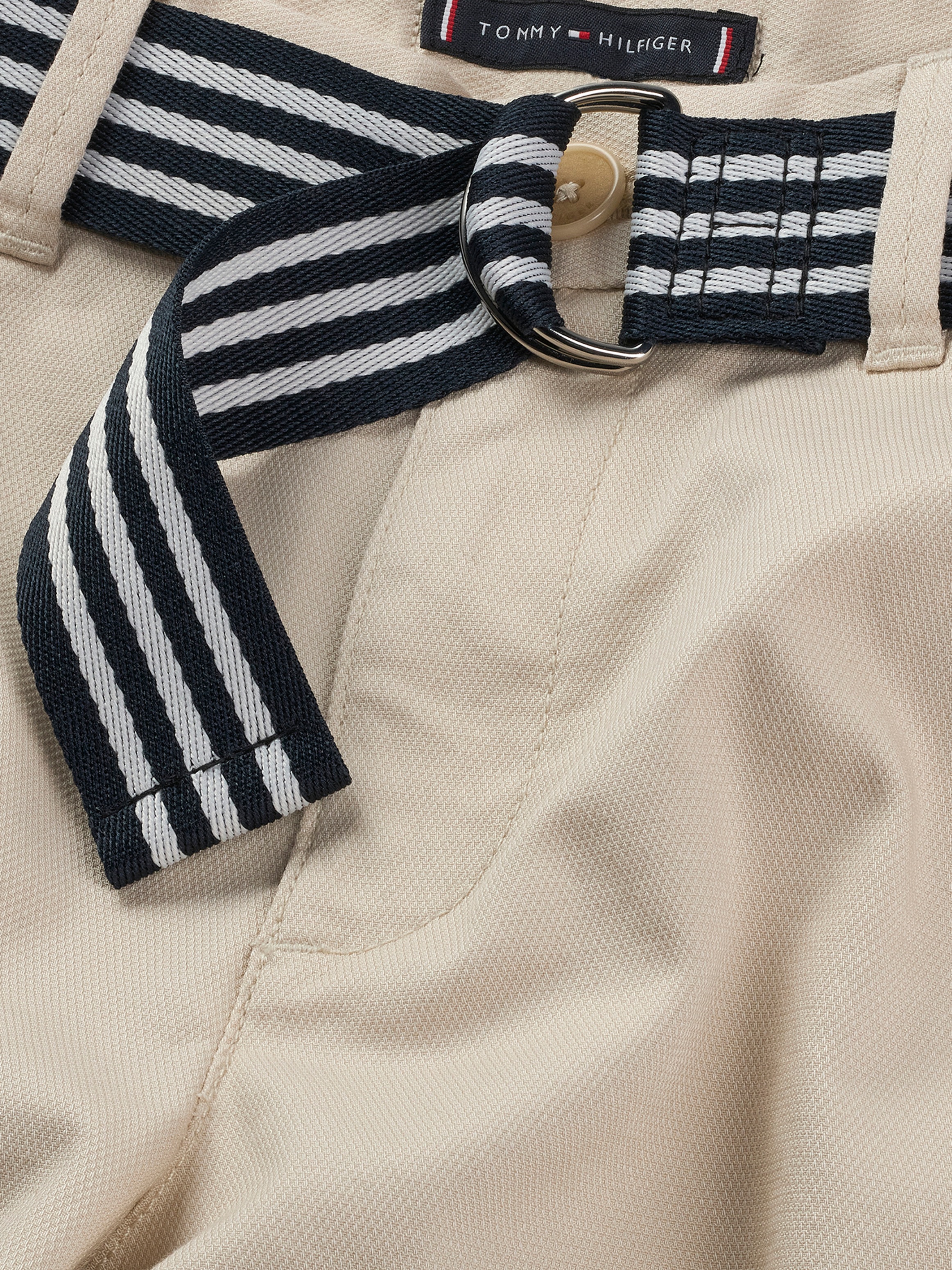 Tommy Hilfiger Shorts »WOVEN BELTED SHORT«, mit Gürtel