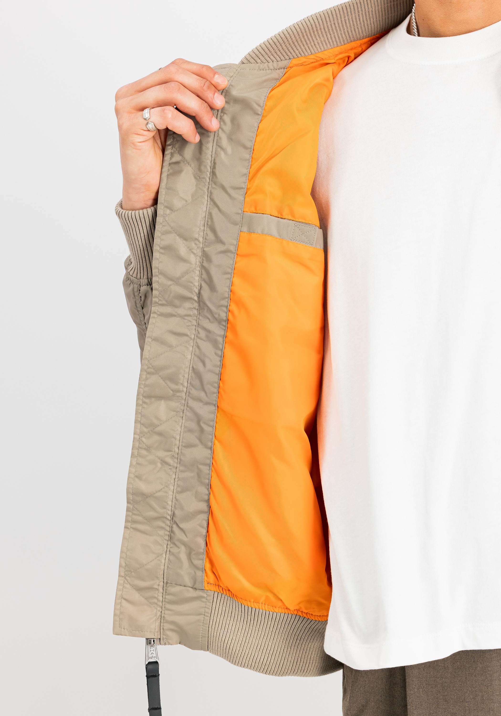 Alpha Industries Bomberjacke »MA-1 TT Light«