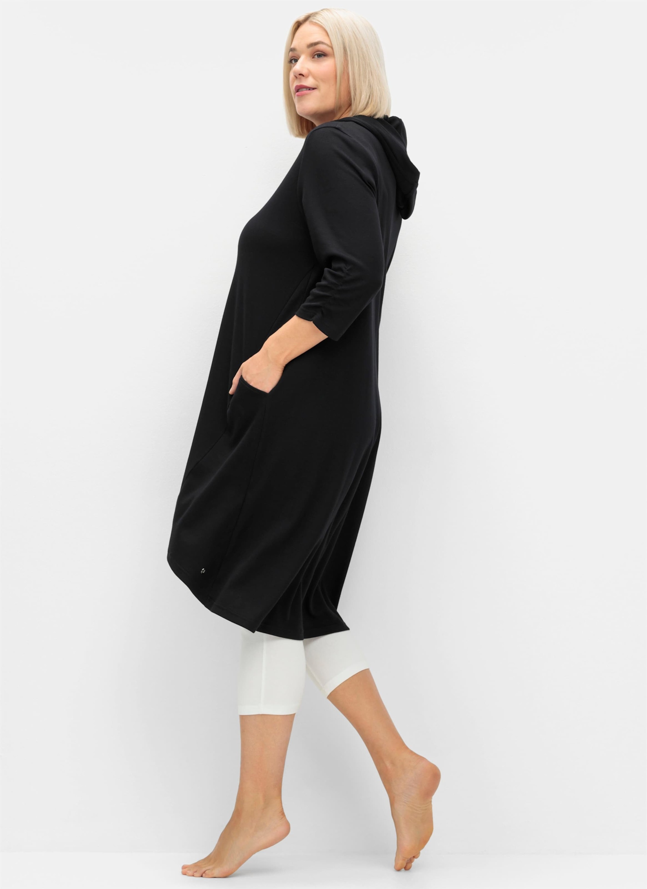 Sheego Shirtkleid »Shirtkleid Shirtkleid mit Kapuze« mit Vokuhila-Saum, aus Interlock