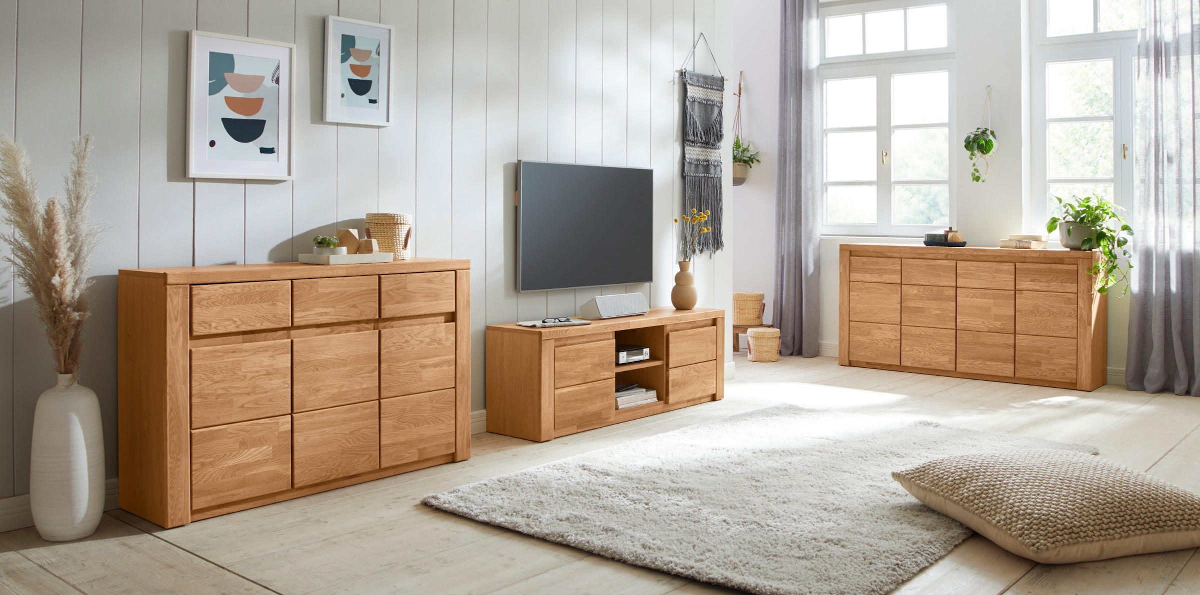 Home affaire Sideboard »Burano,127cm breit, Fronten Massivholz,3 Türen,3 Schubladen,6 Fächer«, Holz massiv,Holzwerkstoff,Griffmulden,Böden variabel einsetzbar