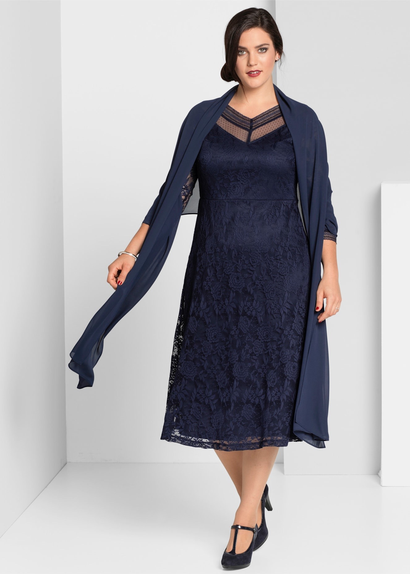 Sheego Damen Cape in blau, Größe 0