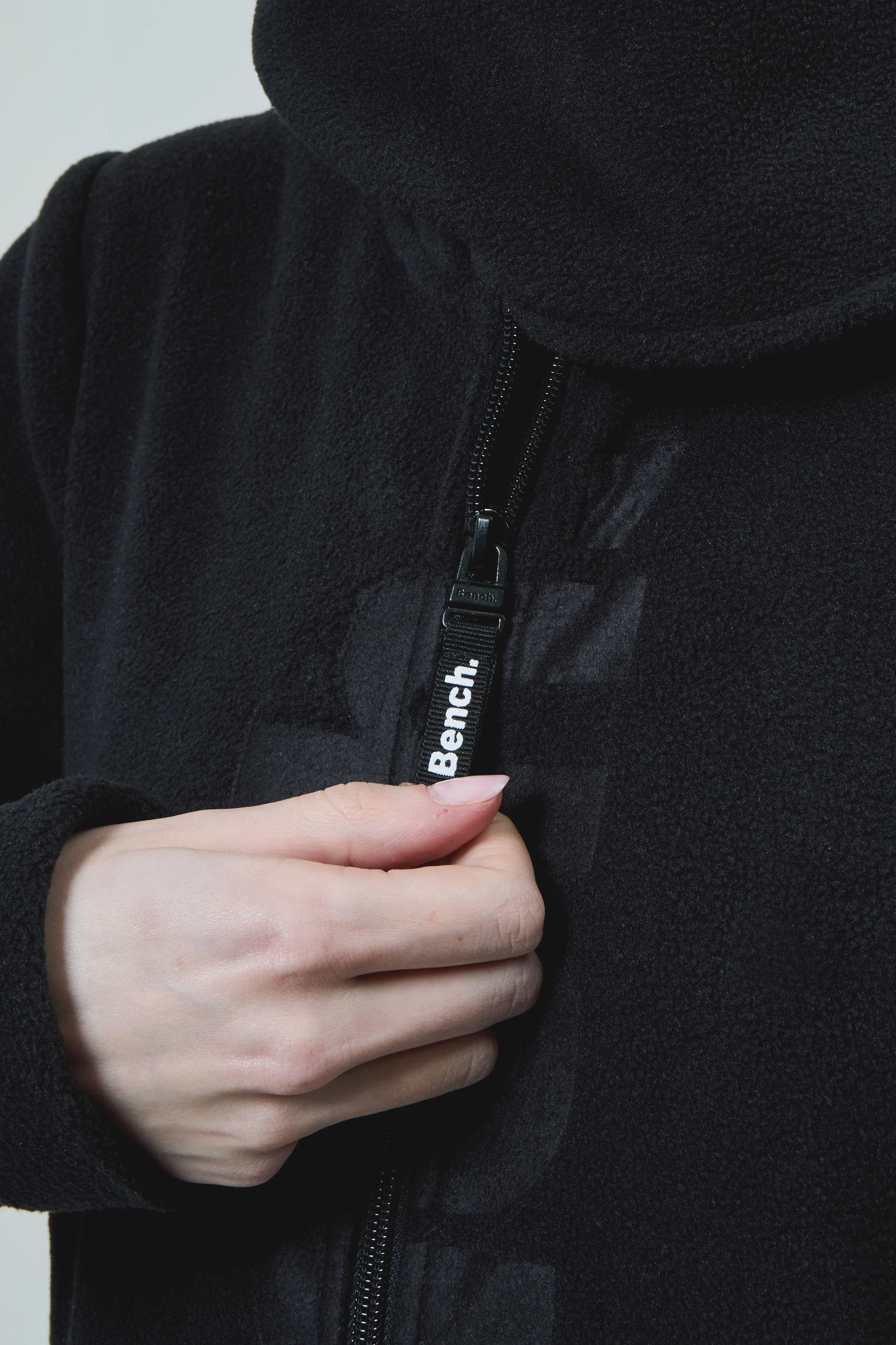 Bench. Fleecejacke »FINISH«, mit Logodruck