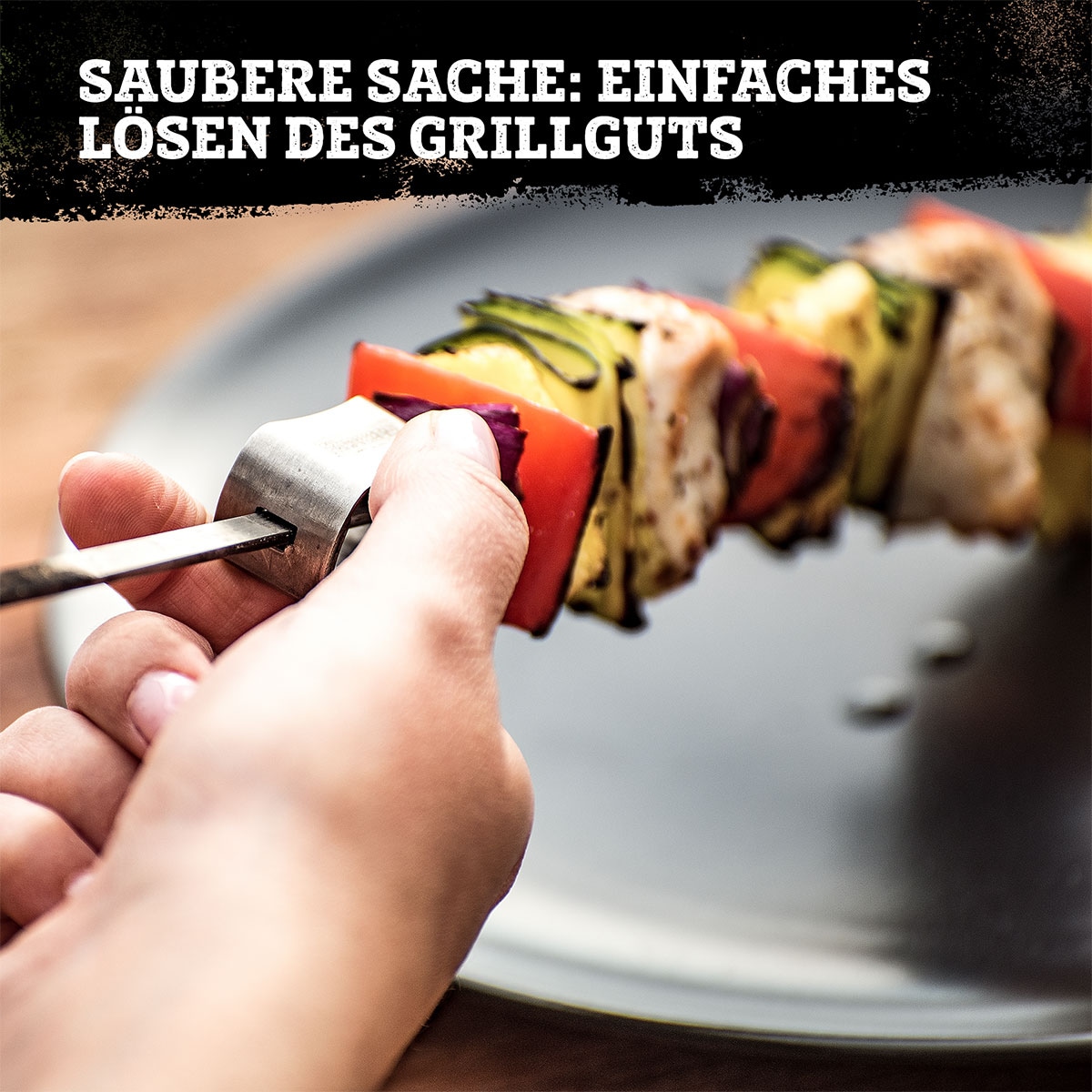 FMprofessional Grillspieß »Grill-Spieße mit Halterung aus Edelstahl - Inklusive Abstreifer« 4 XXL Spieße mit Halter für den Grill – Zubehör für Schaschlik & Co